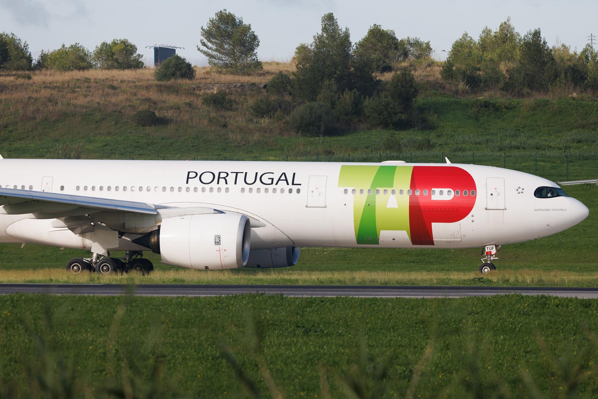 Aeroporto de Lisboa: TAP Air Portugal (TP / TAP) | Airbus A330-941 A339 | CS-TUF | MSN 1900