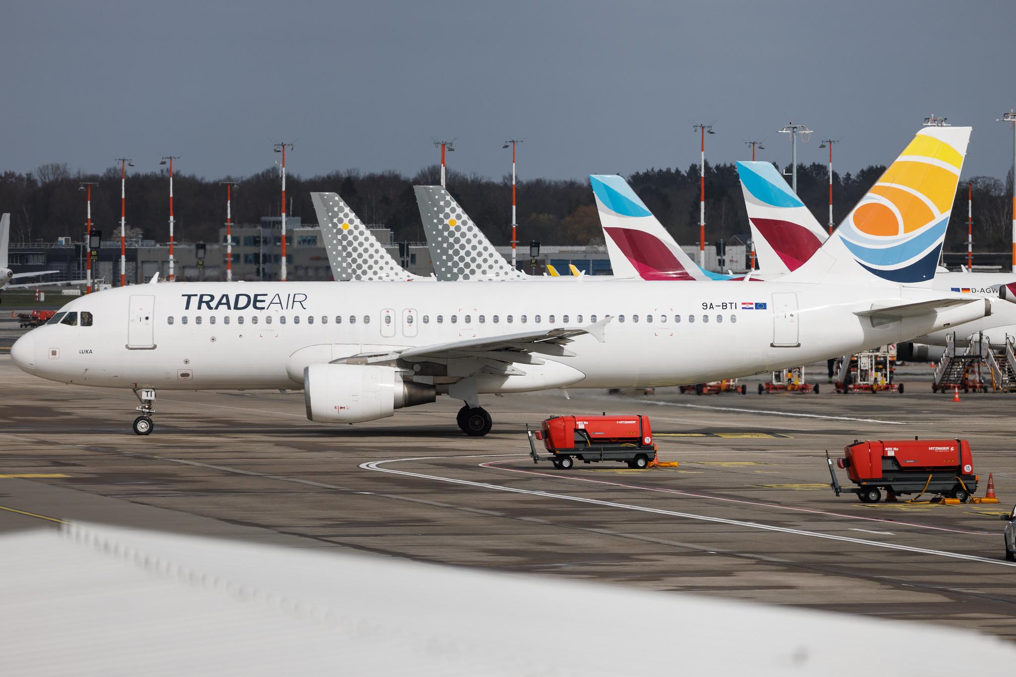 Hamburg Airport: Trade Air (C3 / TDR) | Airbus A320-214 A320 | 9A-BTI | MSN 2189