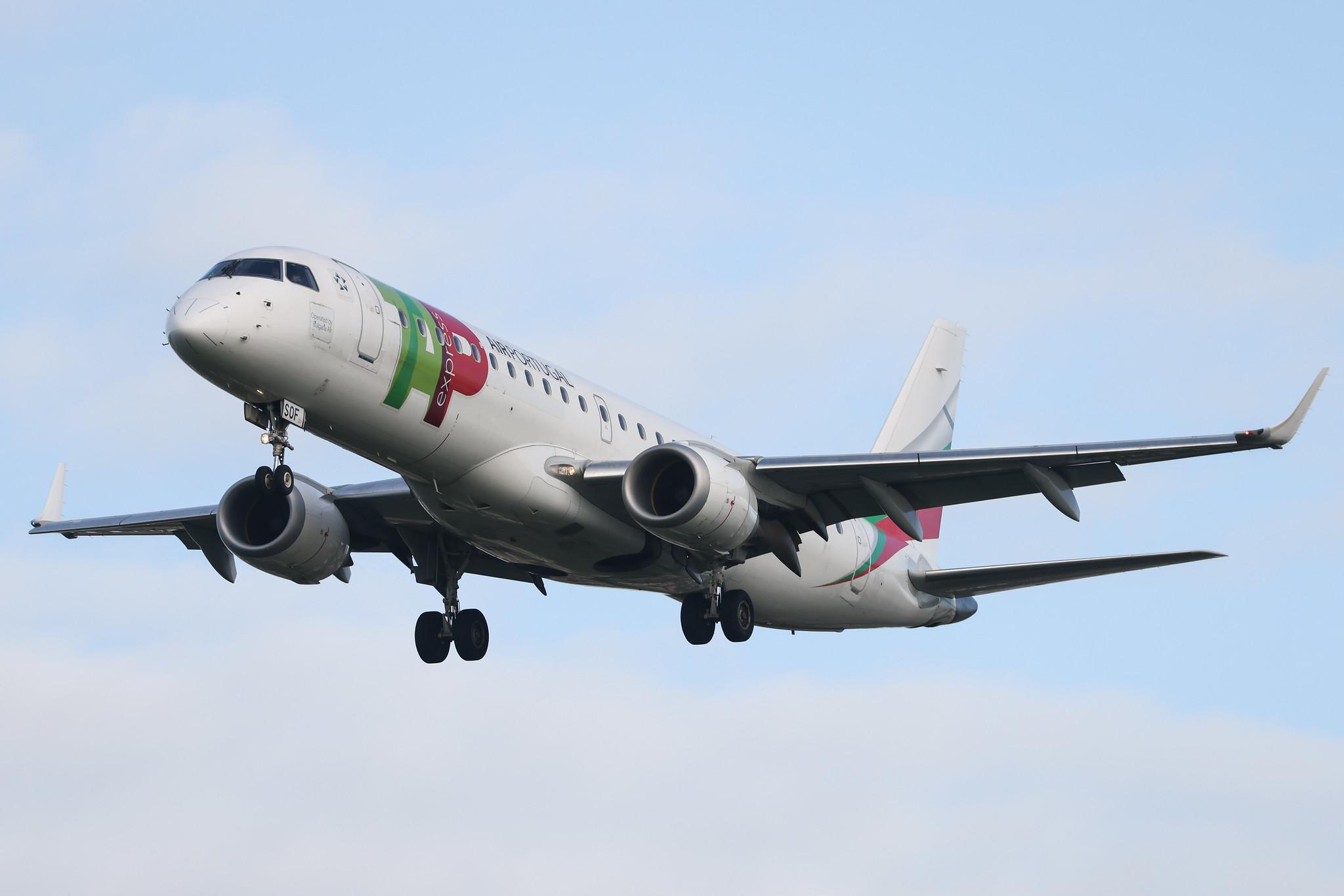 Aeroporto de Lisboa: TAP Express (TP / TAP) | Operator: Bulgaria Air | Embraer E190STD E190 | LZ-SOF | MSN 19000492