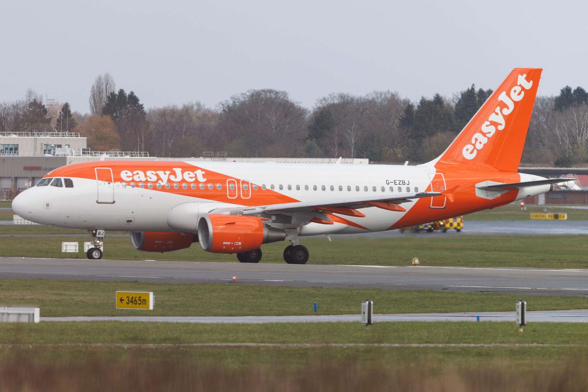 Hamburg Airport: easyJet (U2 / EZY) | Airbus A319-111 A319 | G-EZBJ | MSN 3036