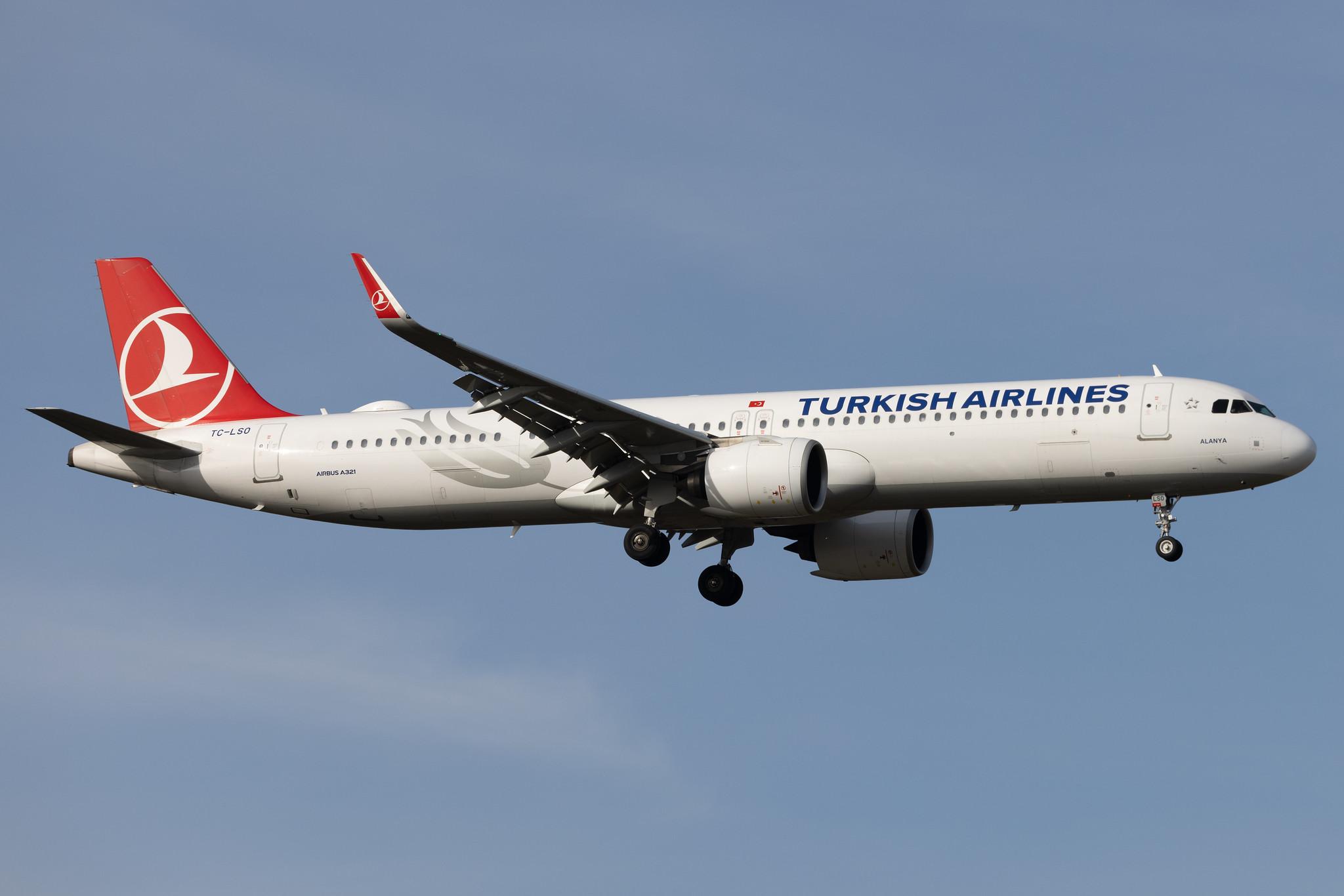 Frankfurt Airport: Turkish Airlines (TK / THY) | Airbus A321-271NX A21N | TC-LSO | MSN 09095