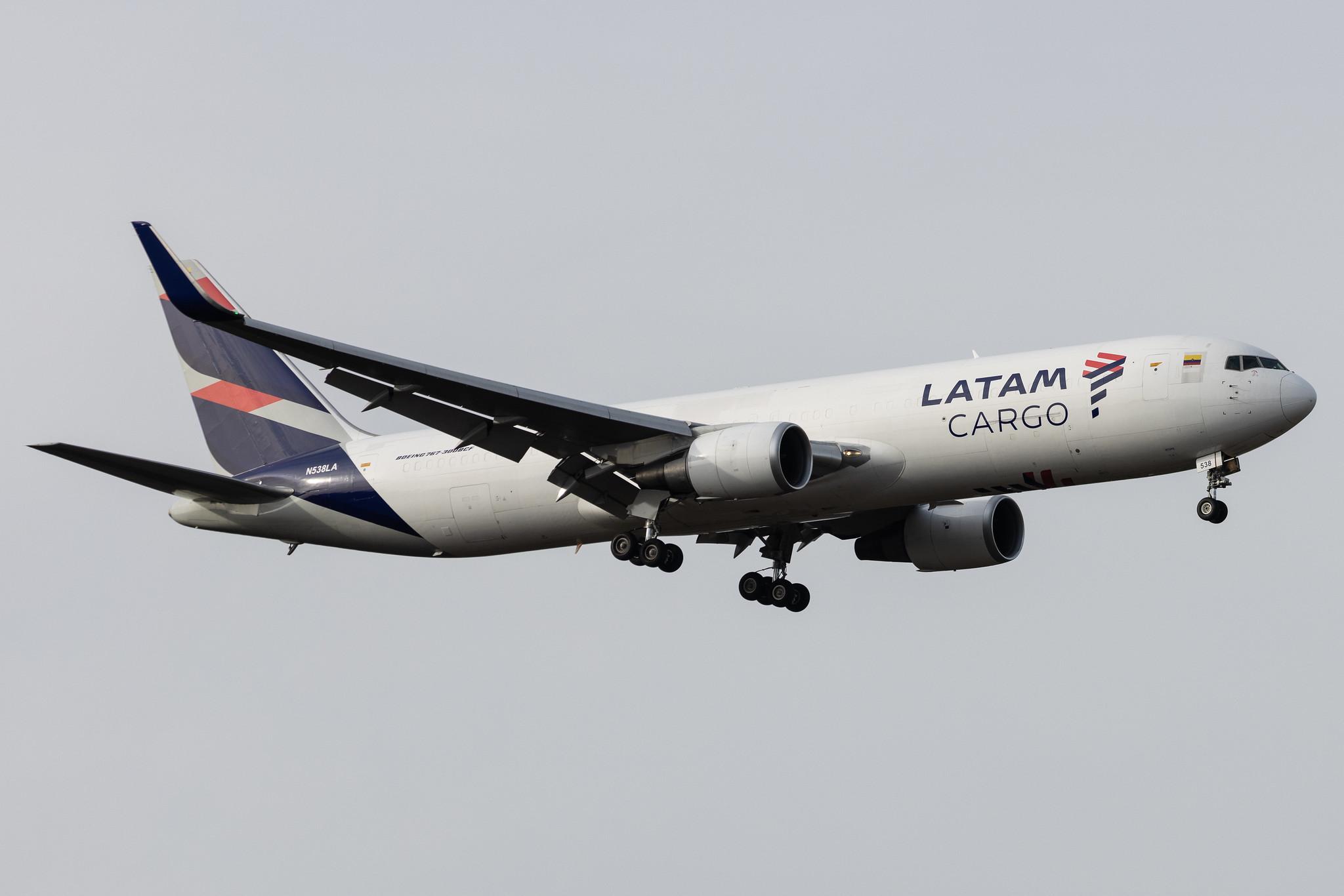 Frankfurt Airport: LATAM Cargo (UC / LCO) | Operator: LATAM Cargo Colombia | Boeing 767-316(ER)(BCF) B763 | N538LA | MSN 34628