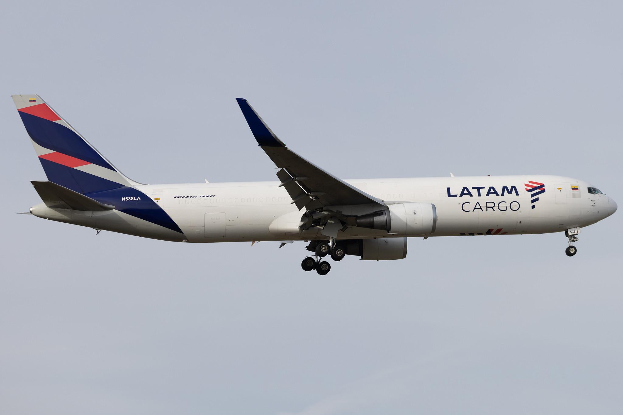 Frankfurt Airport: LATAM Cargo (UC / LCO) | Operator: LATAM Cargo Colombia | Boeing 767-316(ER)(BCF) B763 | N538LA | MSN 34628