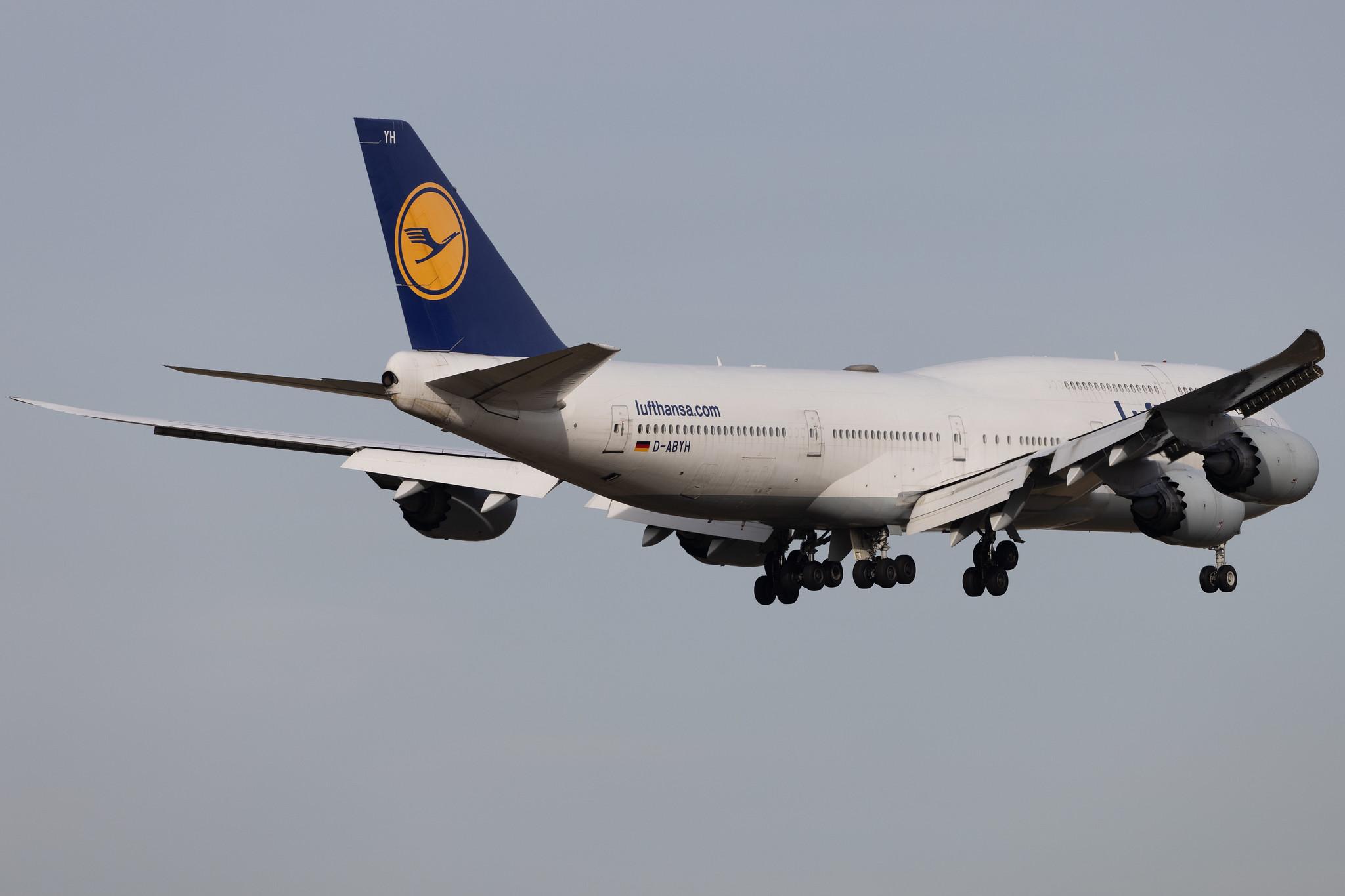 Frankfurt Airport: Lufthansa (LH / DLH) | Boeing 747-830 B748 | D-ABYH | MSN 37832