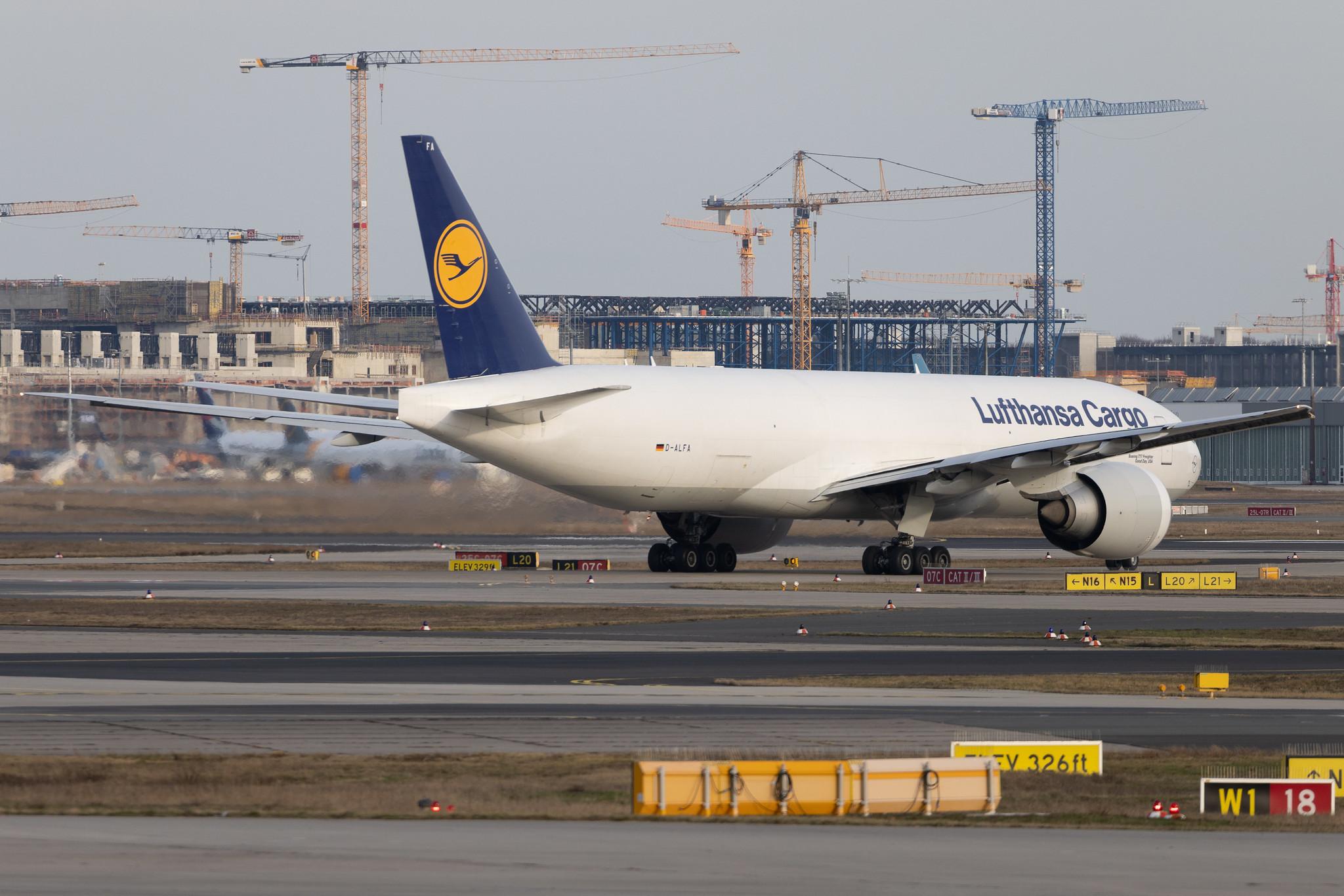 Frankfurt Airport: Lufthansa Cargo (/ GEC) | Boeing 777-FBT B77L | D-ALFA | MSN 41674