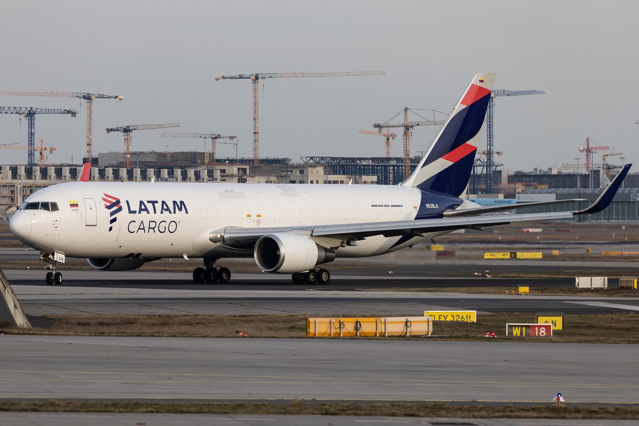 Frankfurt Airport: LATAM Cargo (UC / LCO) | Operator: LATAM Cargo Colombia | Boeing 767-316(ER)(BCF) B763 | N538LA | MSN 34628