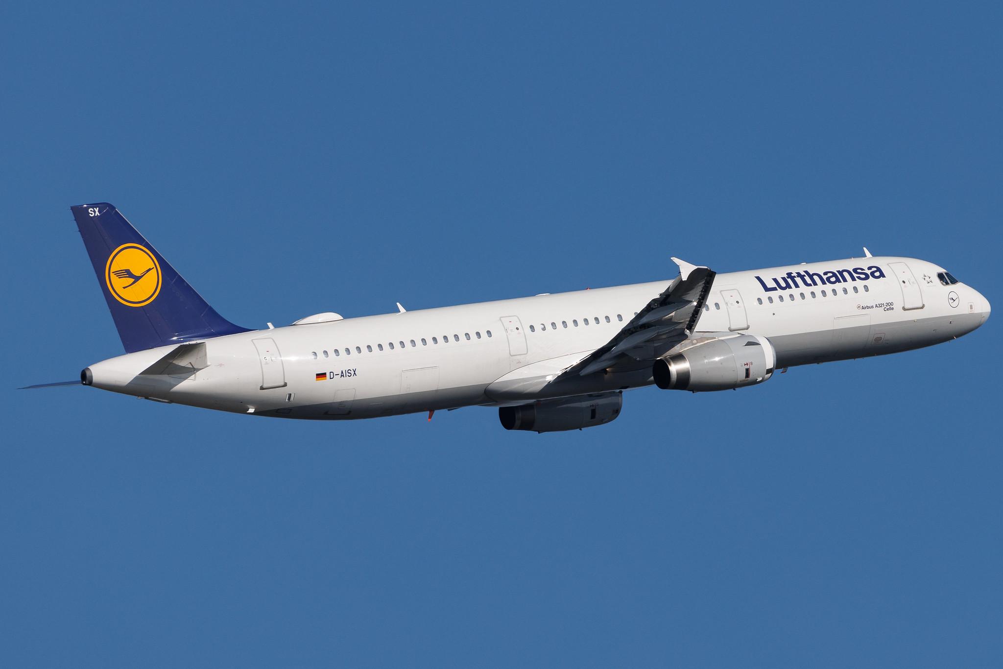 Hamburg Airport: Lufthansa (LH / DLH) | Airbus A321-231 A321 | D-AISX | MSN 4073