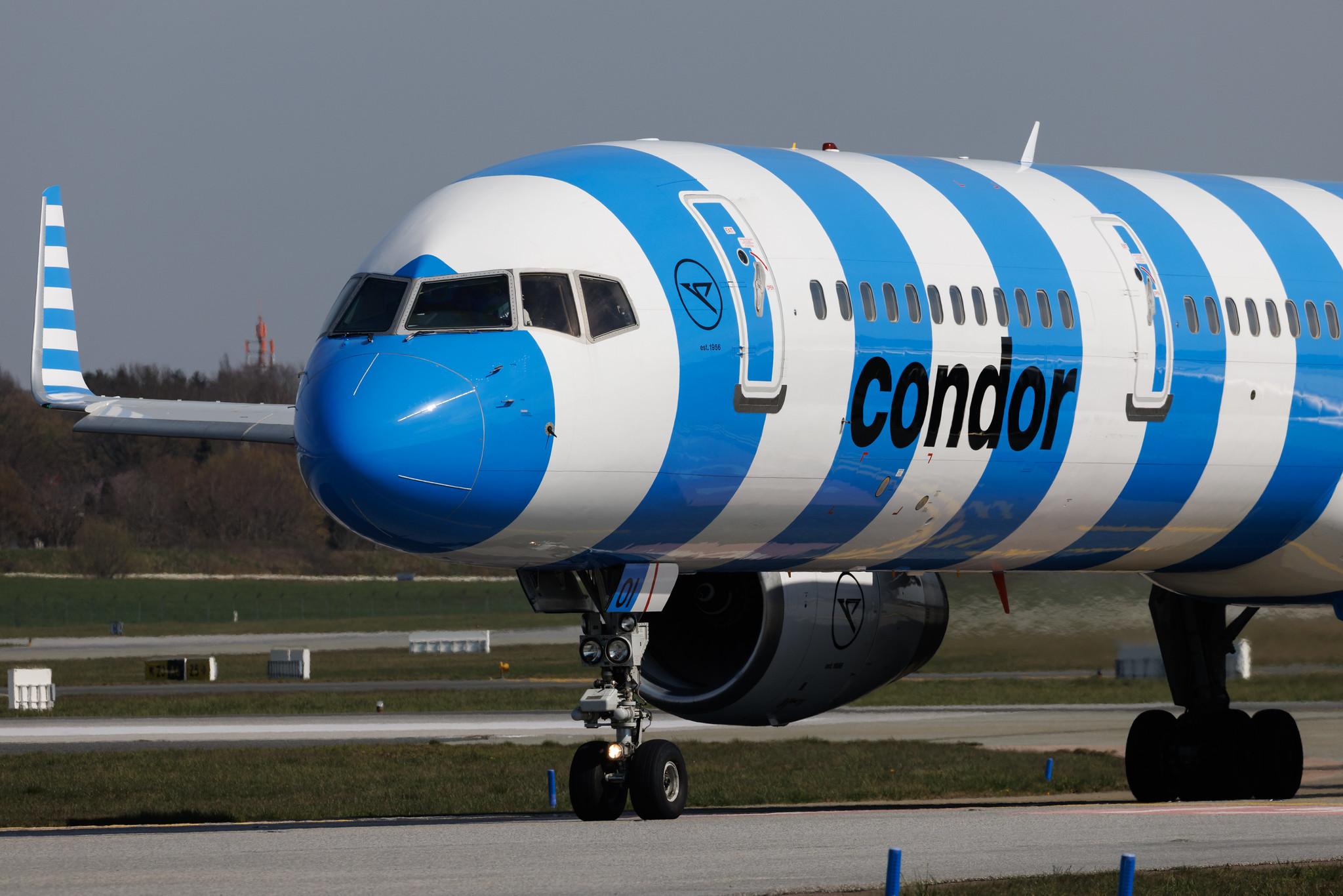 Hamburg Airport: Condor (DE / CFG) | Boeing 757-330 B753 | D-ABOI | MSN 29018