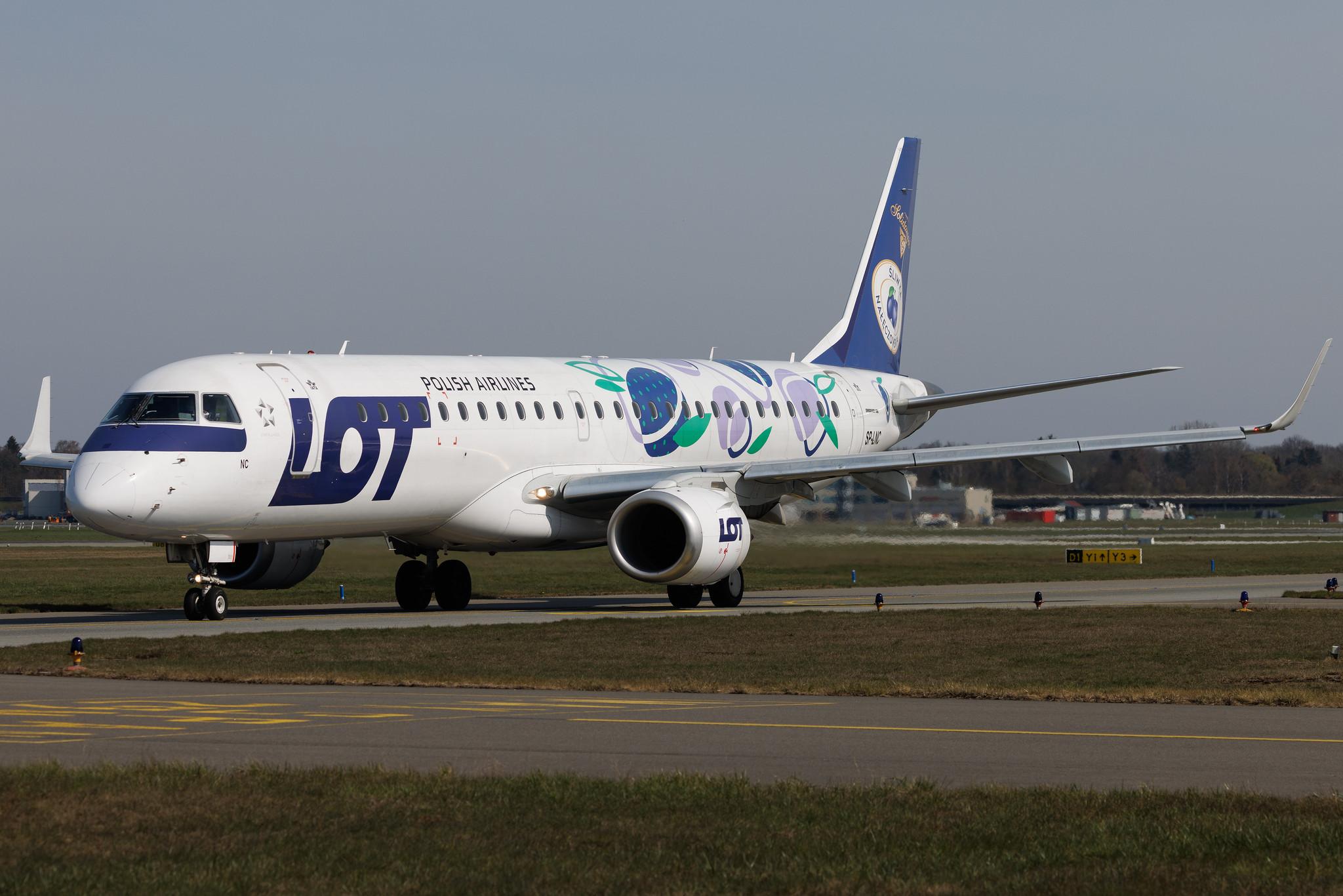 Hamburg Airport: LOT (LO / LOT) | Livery: Sliwka Naleczowska Livery | Embraer E195LR E195 | SP-LNC | MSN 19000462