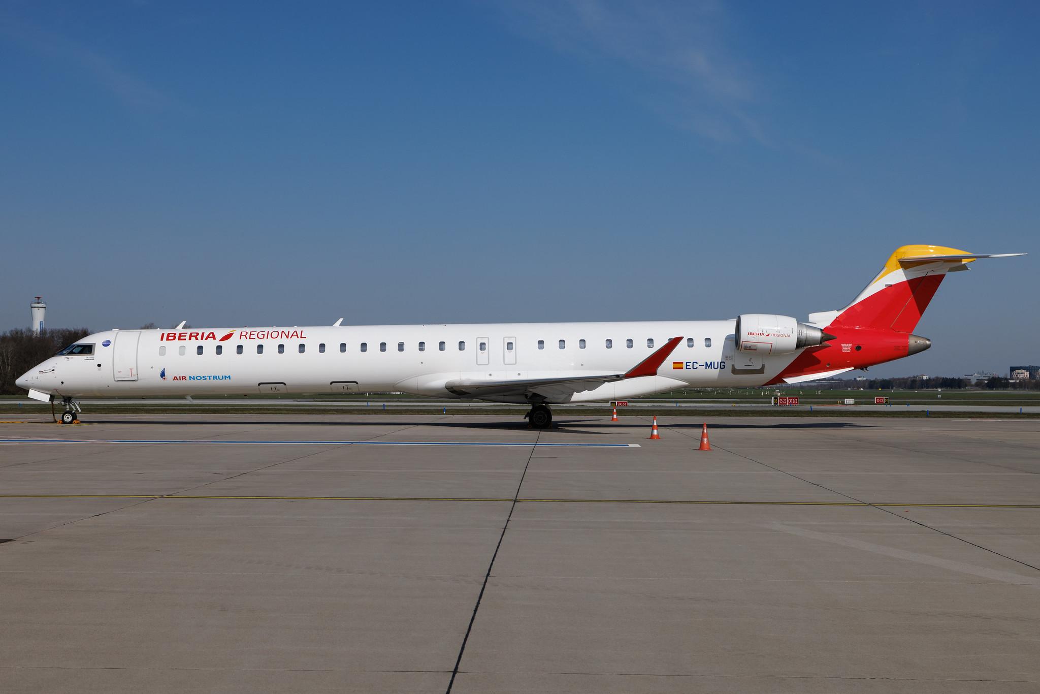 Hamburg Airport: Iberia Regional (IB / IBE) | Operator: Air Nostrum | Mitsubishi CRJ-1000 CRJX | EC-MUG | MSN 19061