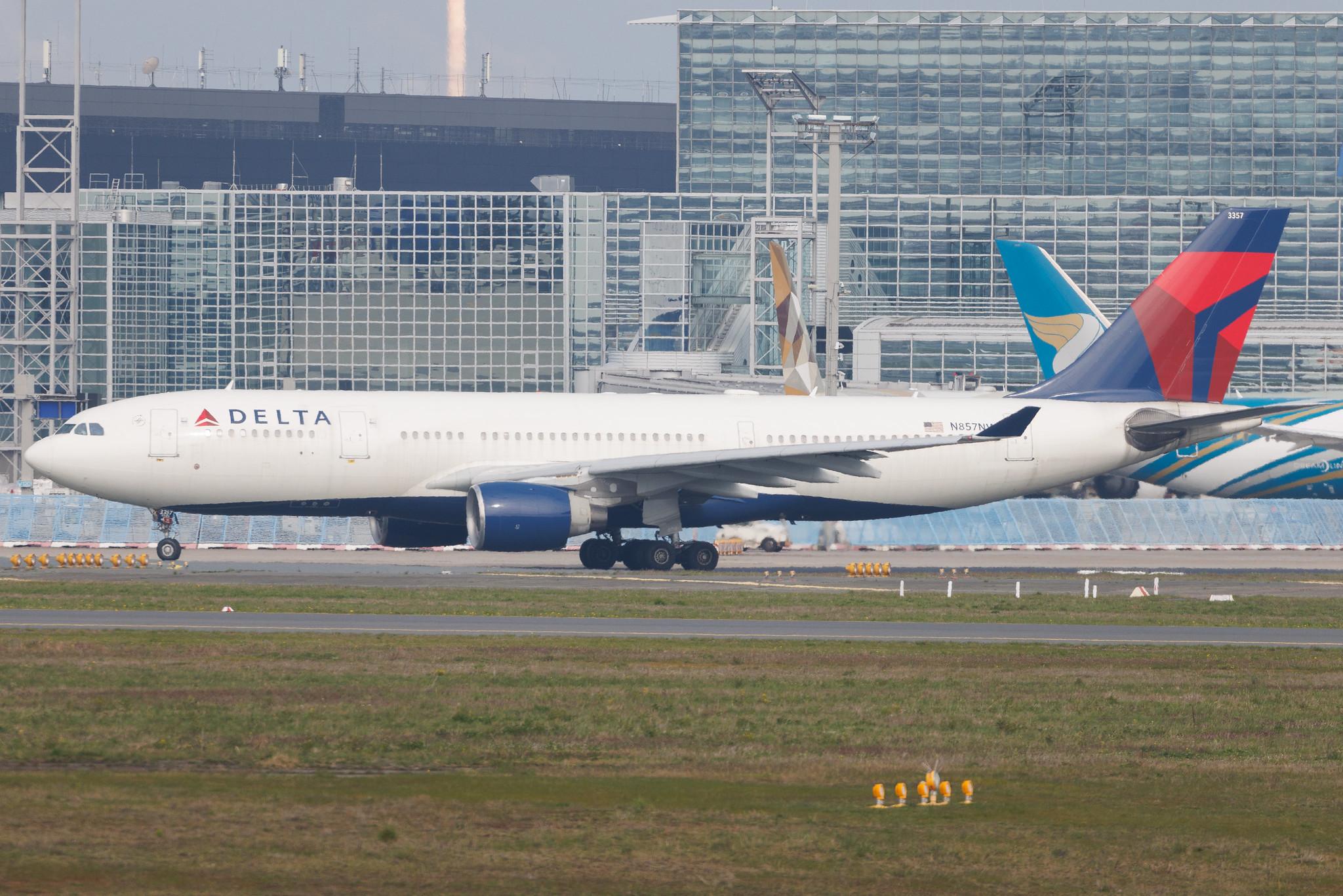 Frankfurt Airport: Delta Air Lines (DL / DAL) | Airbus A330-223 A332 | N857NW | MSN 0633