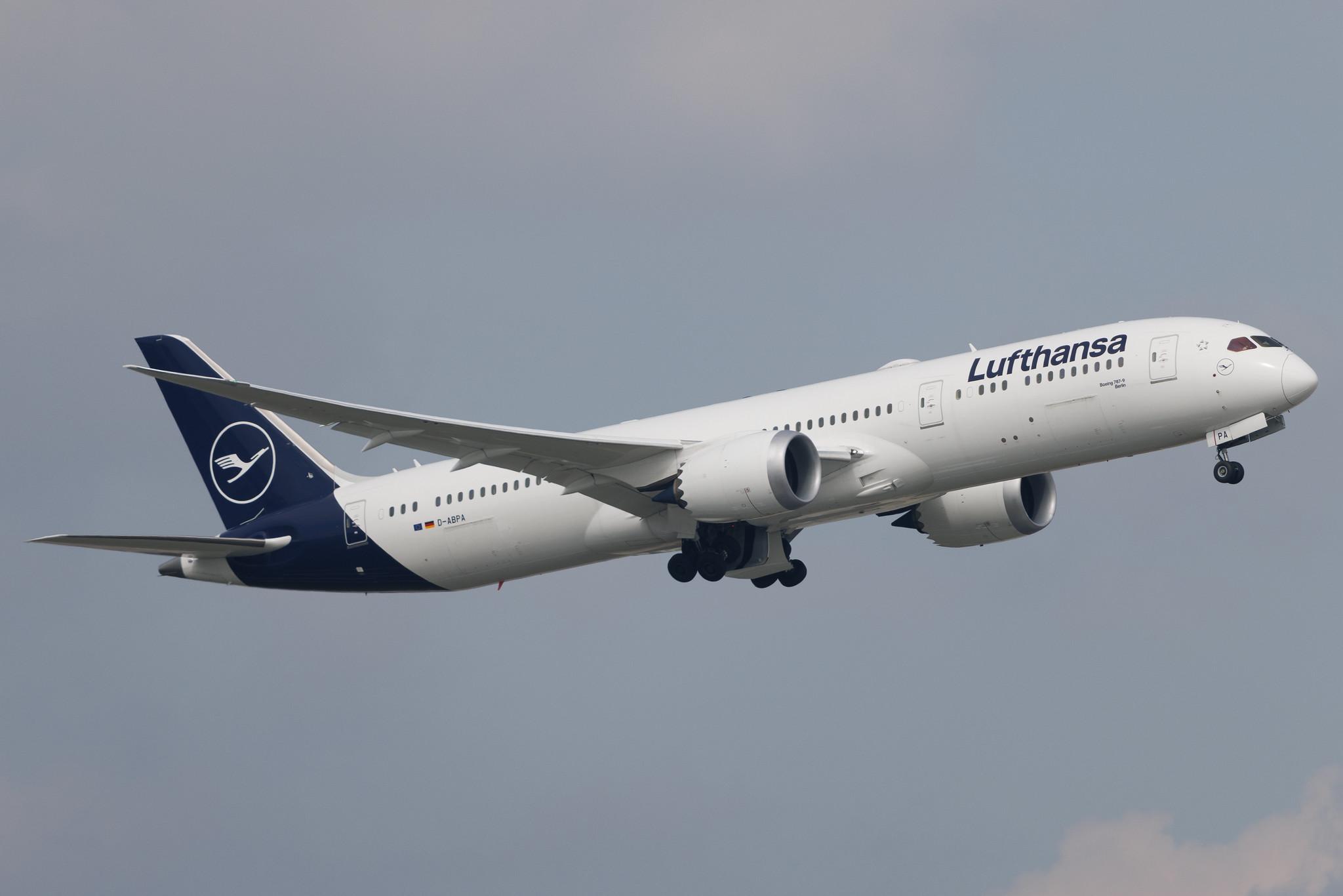 Frankfurt Airport: Lufthansa (LH / DLH) | Boeing 787-9 Dreamliner B789 | D-ABPA | MSN 62730