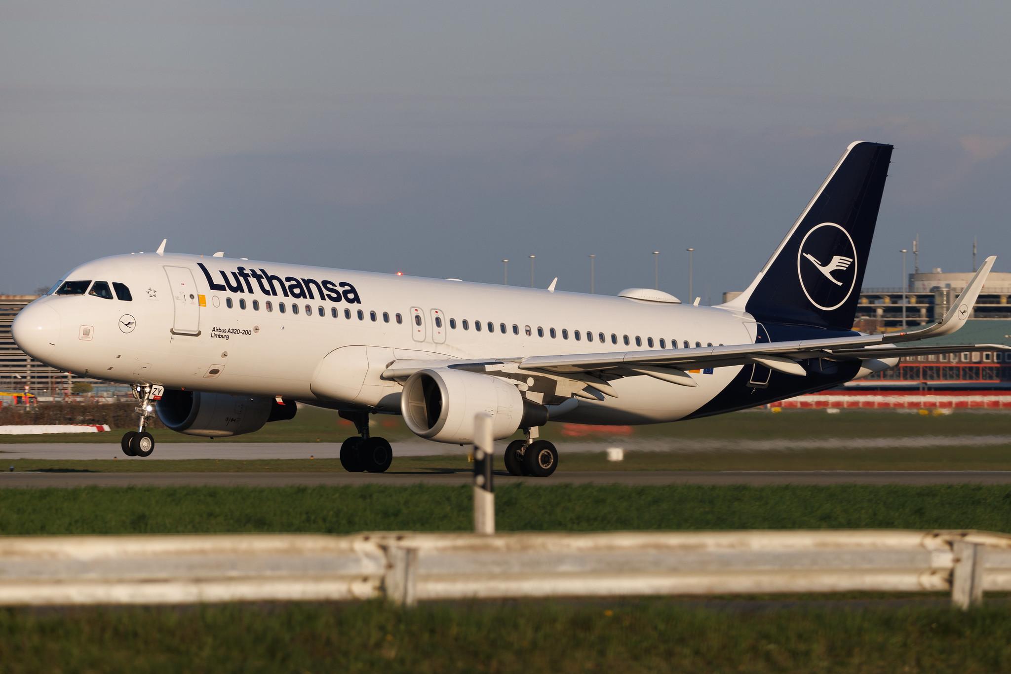 Hamburg Airport: Lufthansa (LH / DLH) | Airbus A320-214 A320 | D-AIZY | MSN 5769