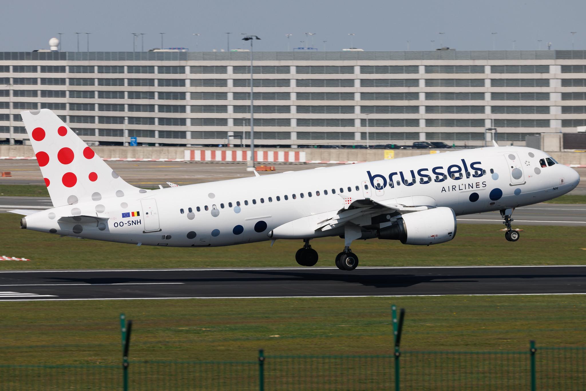 Brussels Airport: Brussels Airlines (SN / BEL) | Airbus A320-214 A320 | OO-SNH | MSN 2207