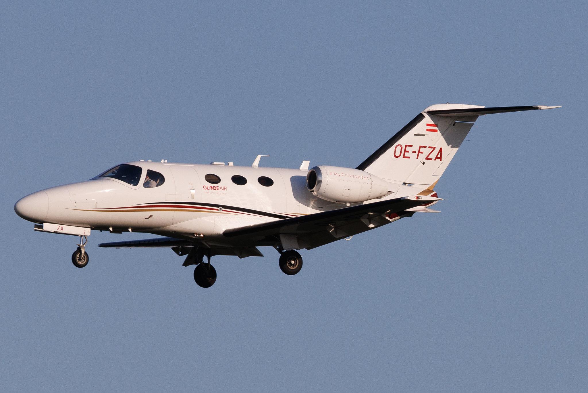 Brussels Airport: GlobeAir (/ GAC) |  Cessna 510 Citation Mustang C510 | OE-FZA | MSN 510-0144