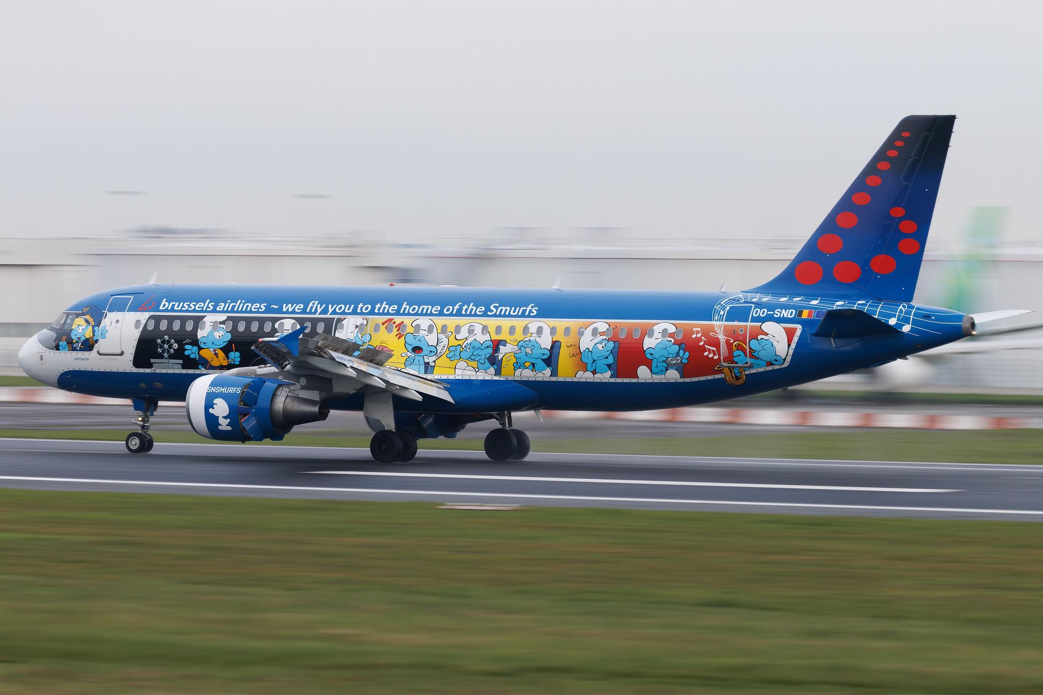 Brussels Airport: Brussels Airlines (SN / BEL) | Livery: The Smurfs Livery | Airbus A320-214 A320 | OO-SND | MSN 1838