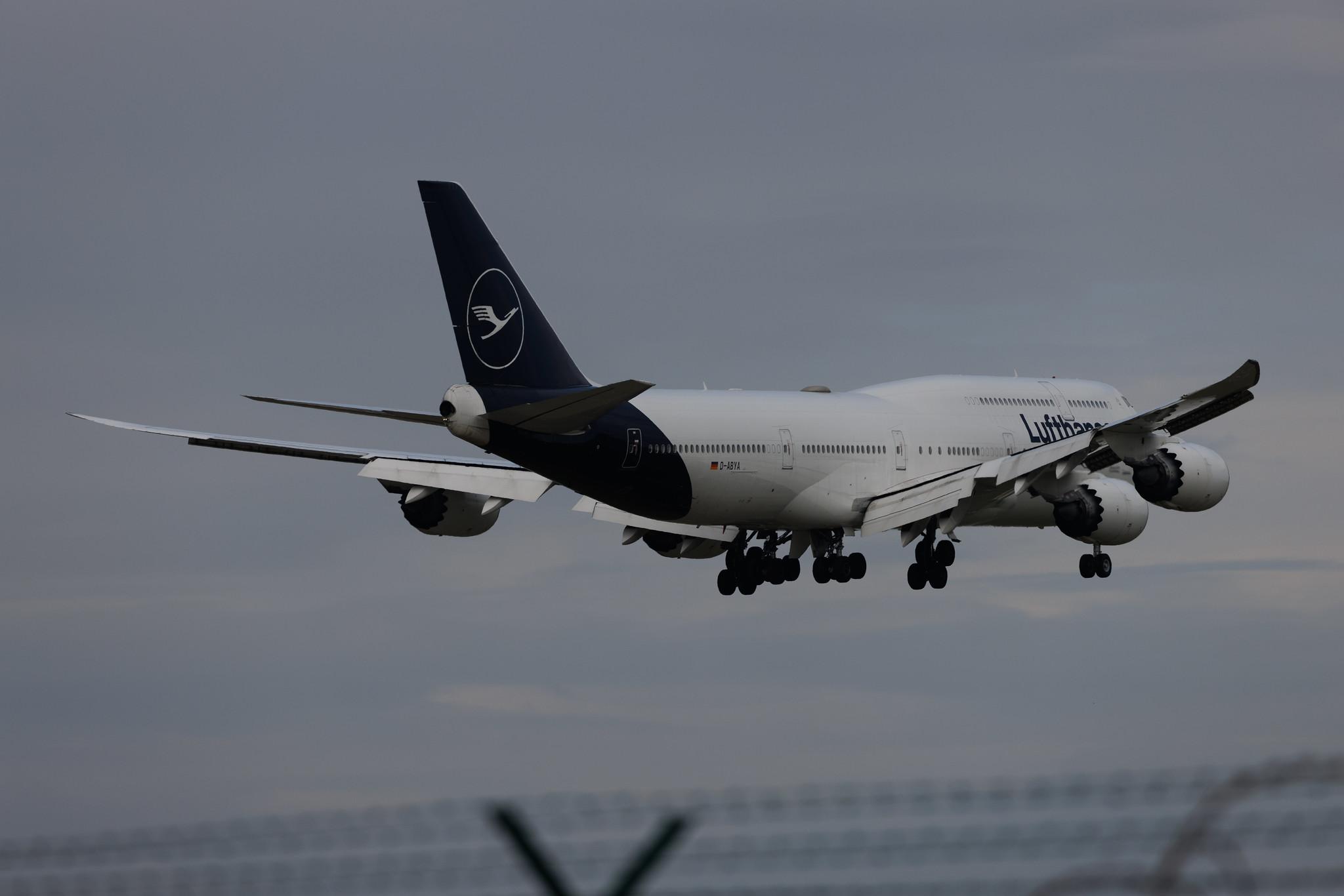 Frankfurt Airport: Lufthansa (LH / DLH) | Boeing 747-830 B748 | D-ABYA | MSN 37827