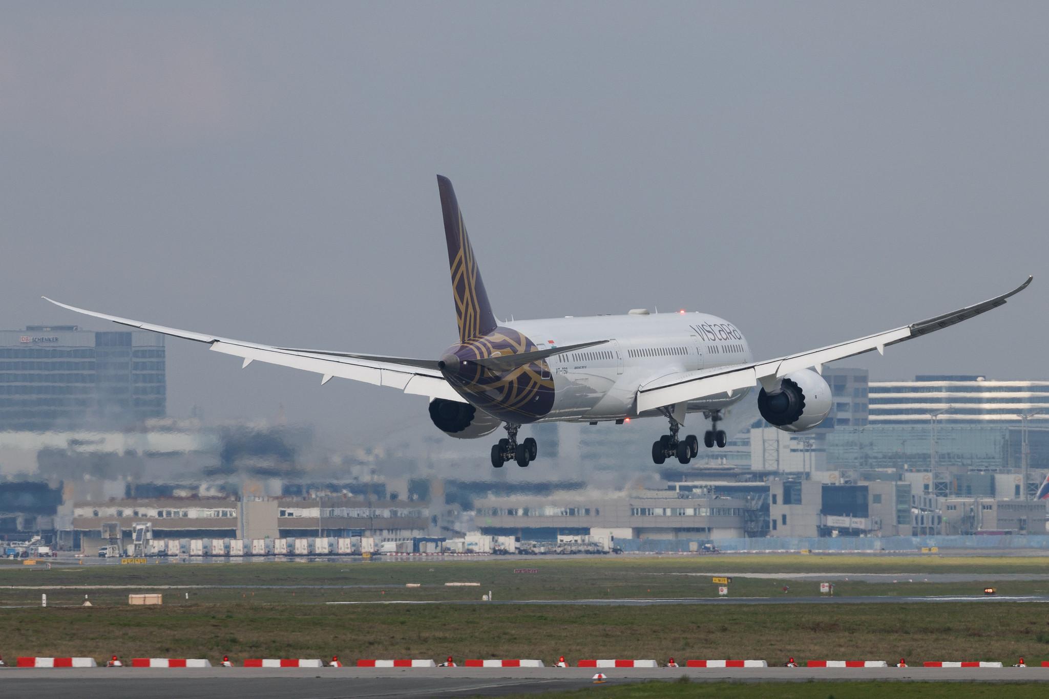 Frankfurt Airport: Vistara (UK / VTI) | Boeing 787-9 Dreamliner B789 | VT-TSQ | MSN 62725