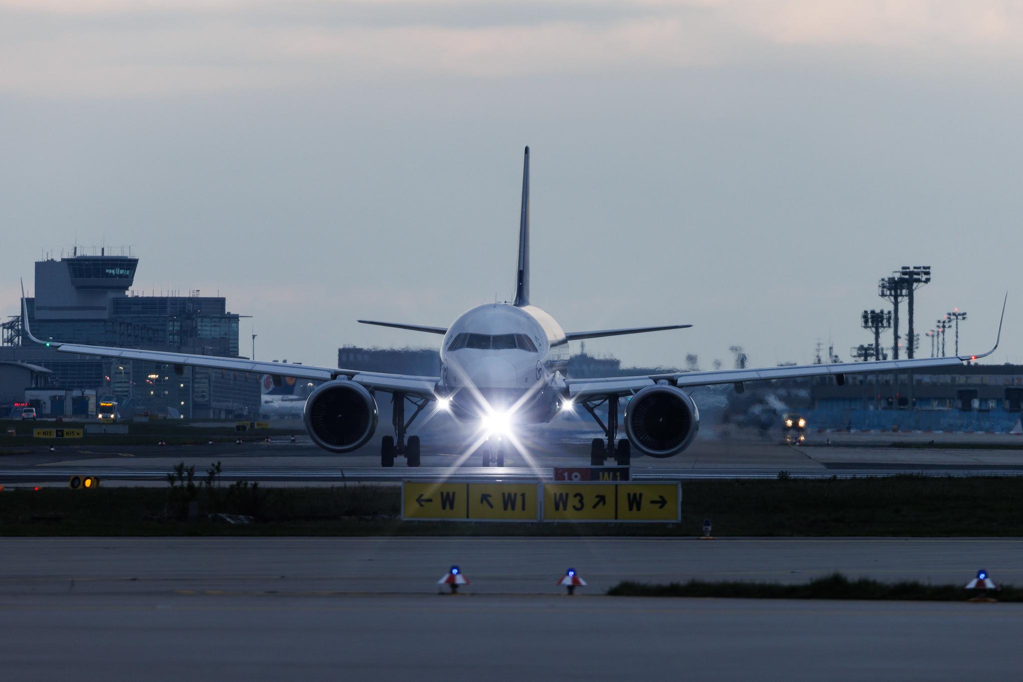 Frankfurt Airport: Lufthansa (LH / DLH) | Airbus A320-271N A20N | D-AING | MSN 7588