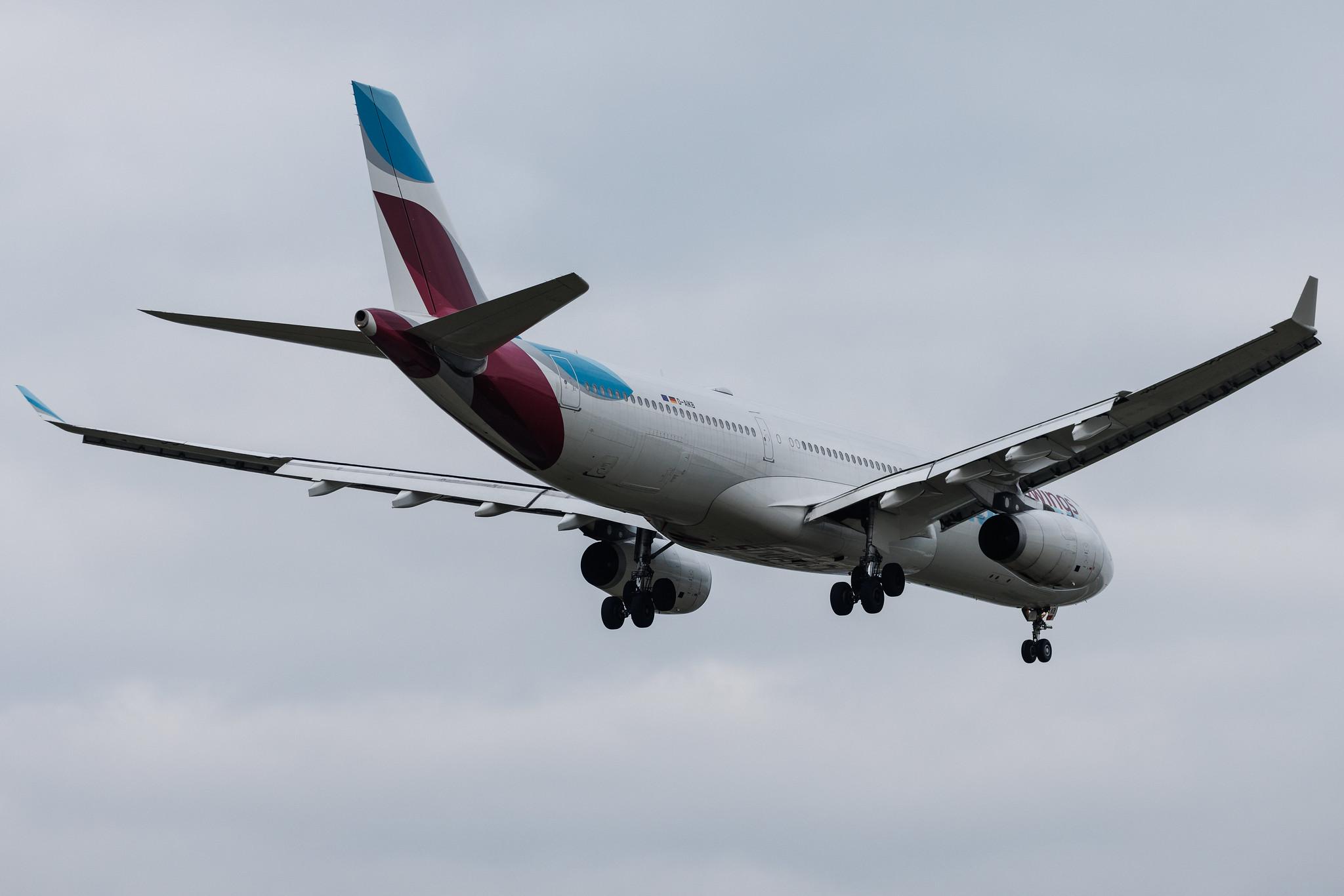 Frankfurt Airport: Eurowings Discover (4Y / OCN) | Airbus A330-343 A333 | D-AIKB | MSN 0576