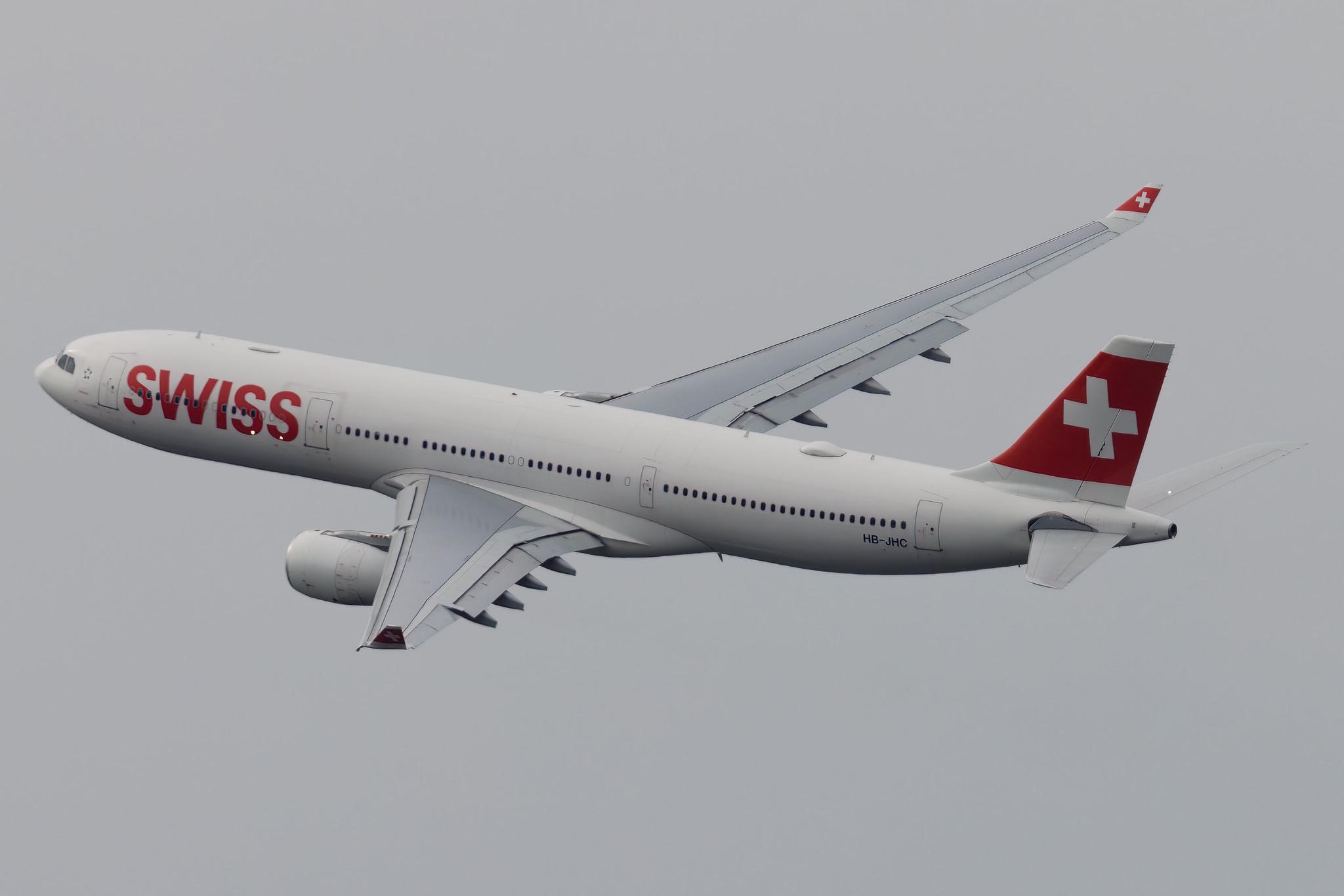 Flughafen Zürich: Swiss (LX / SWR) | Airbus A330-343 A333 | HB-JHC | MSN 1029