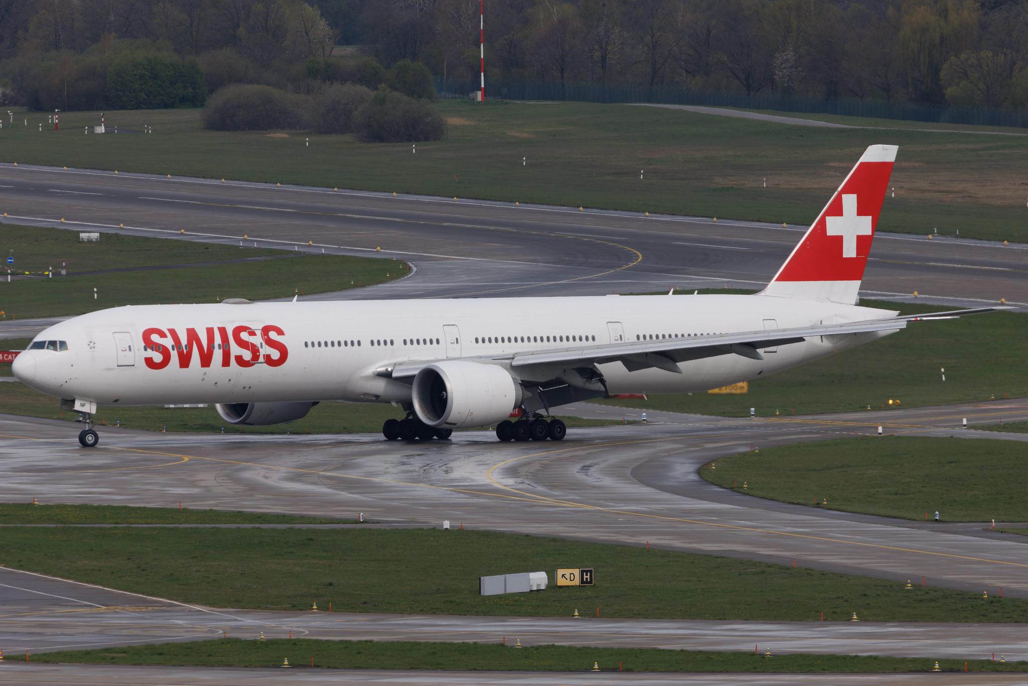 Flughafen Zürich: Swiss (LX / SWR) | Boeing 777-3DE(ER) B77W | HB-JNF | MSN 44587