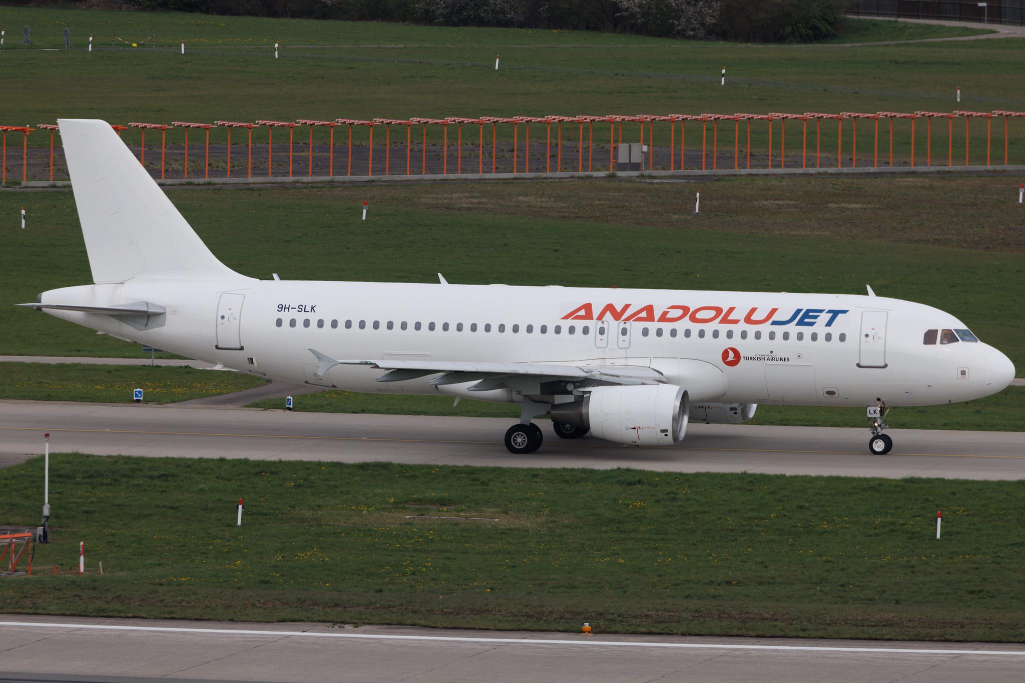 Flughafen Zürich: AnadoluJet (6Y / ART) | Operator: SmartLynx Malta | Airbus A320-214 A320 | 9H-SLK | MSN 01725