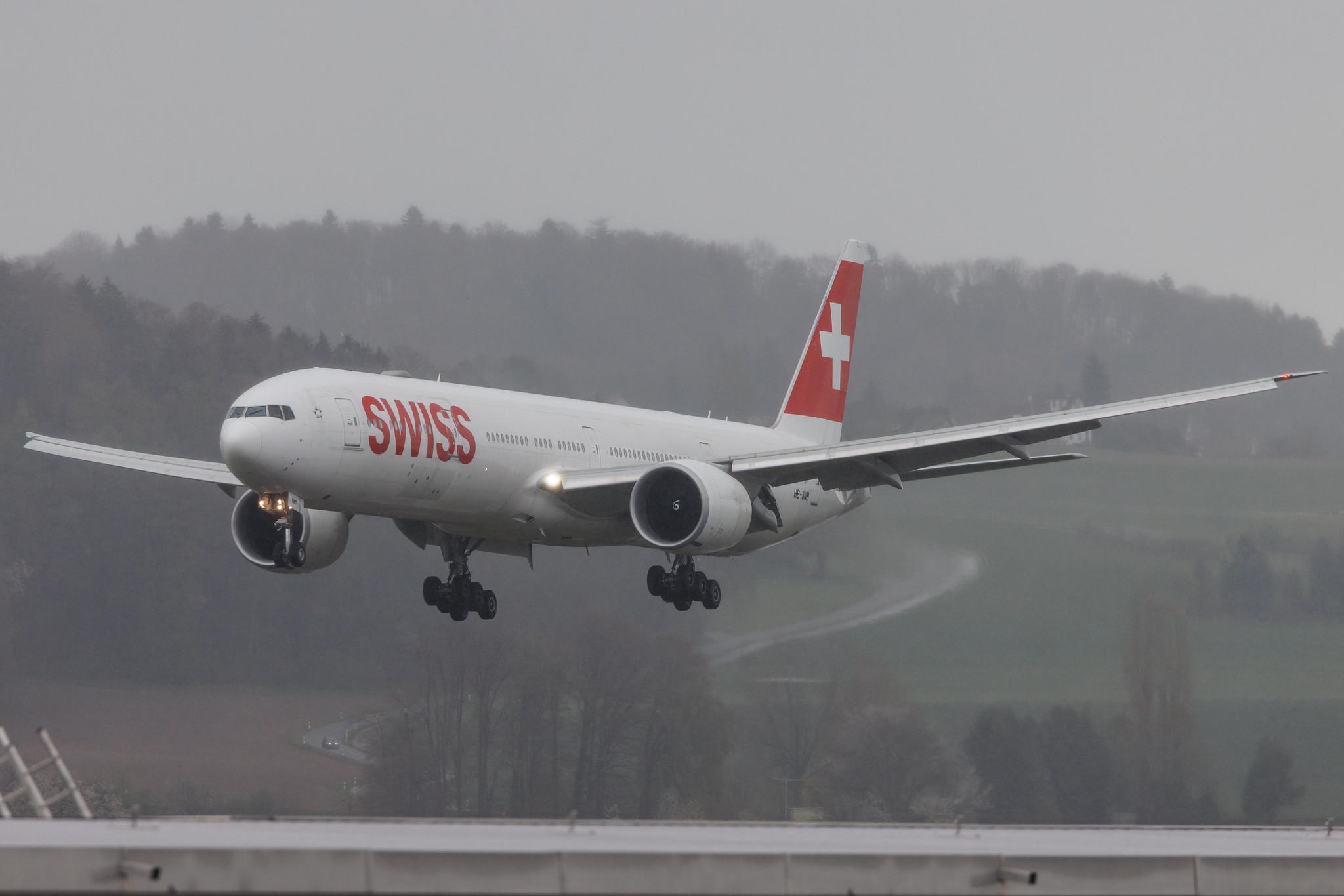 Flughafen Zürich: Swiss (LX / SWR) | Boeing 777-3DE(ER) B77W | HB-JNH | MSN 62753