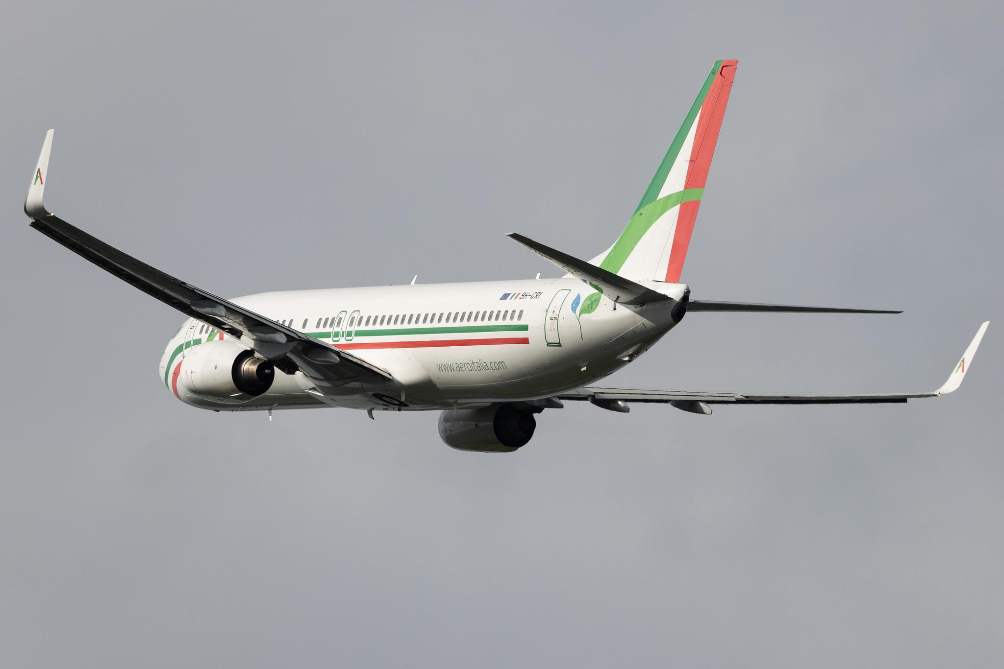 Hamburg Airport: Aeroitalia (XZ / AEZ) | Boeing 737-85F B738 | 9H-CRI | MSN 30567