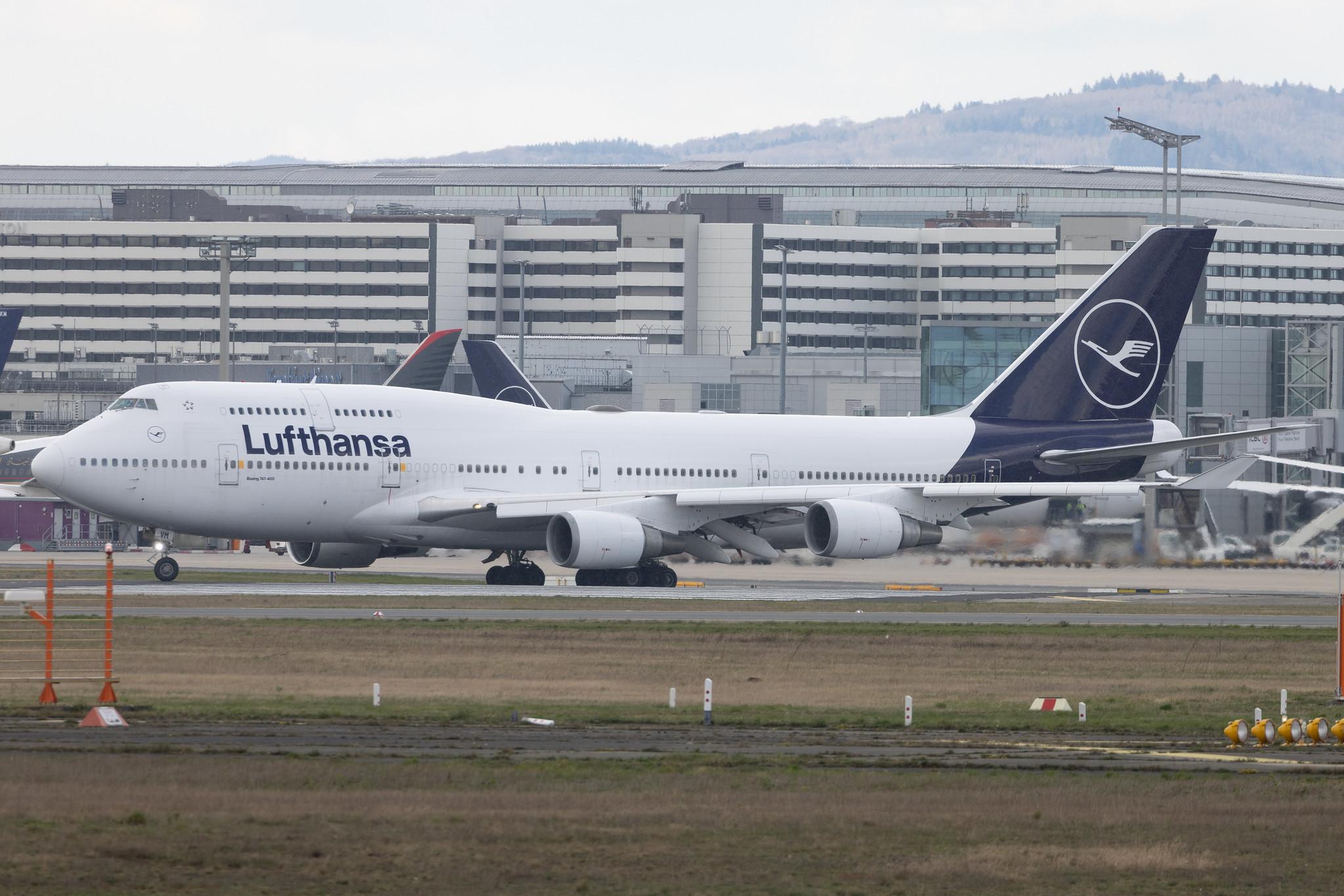 Frankfurt Airport: Lufthansa (LH / DLH) | Boeing 747-430 B744 | D-ABVM | MSN 29101