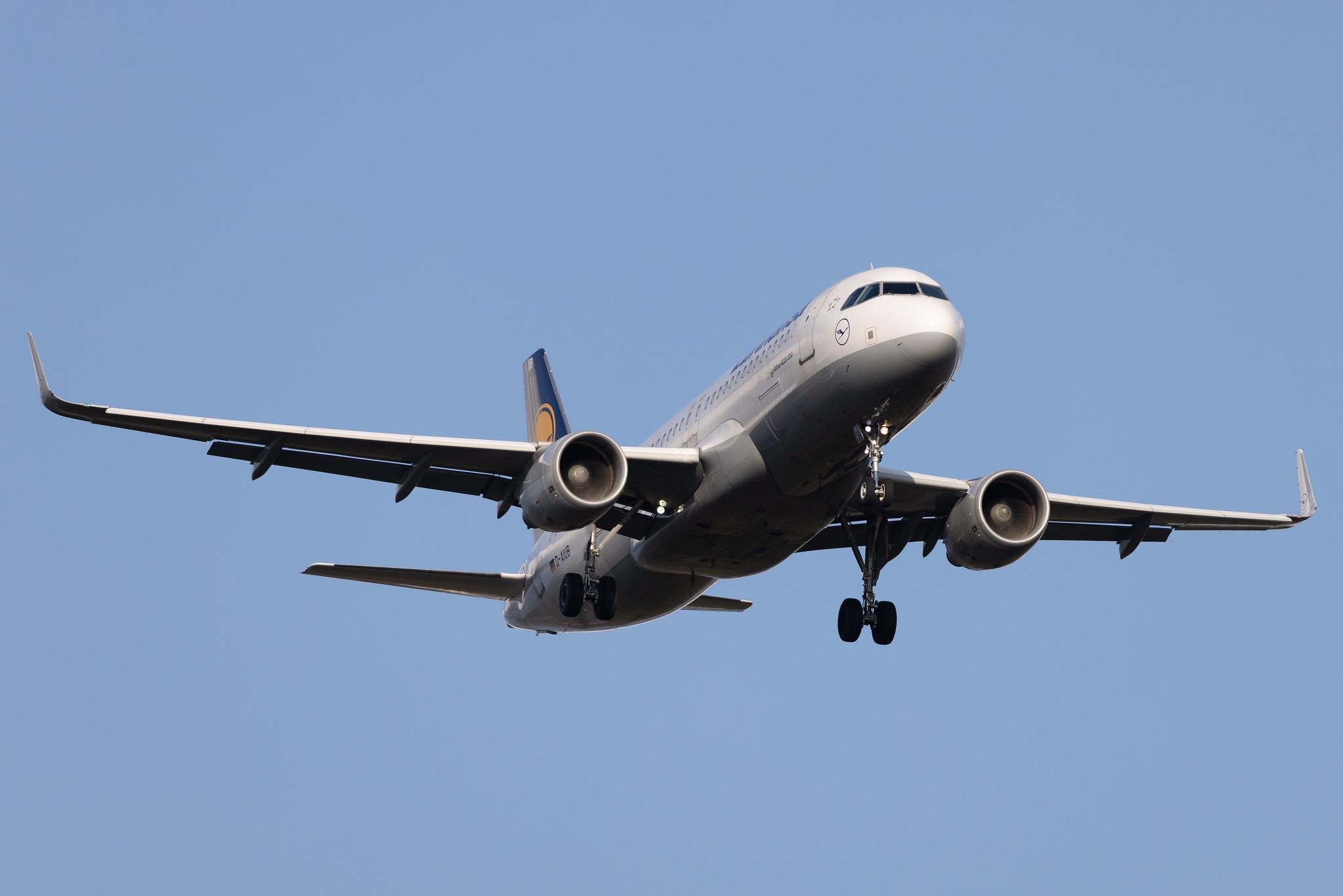 Frankfurt Airport: Lufthansa (LH / DLH) | Airbus A320-214 A320 | D-AIUB | MSN 5972