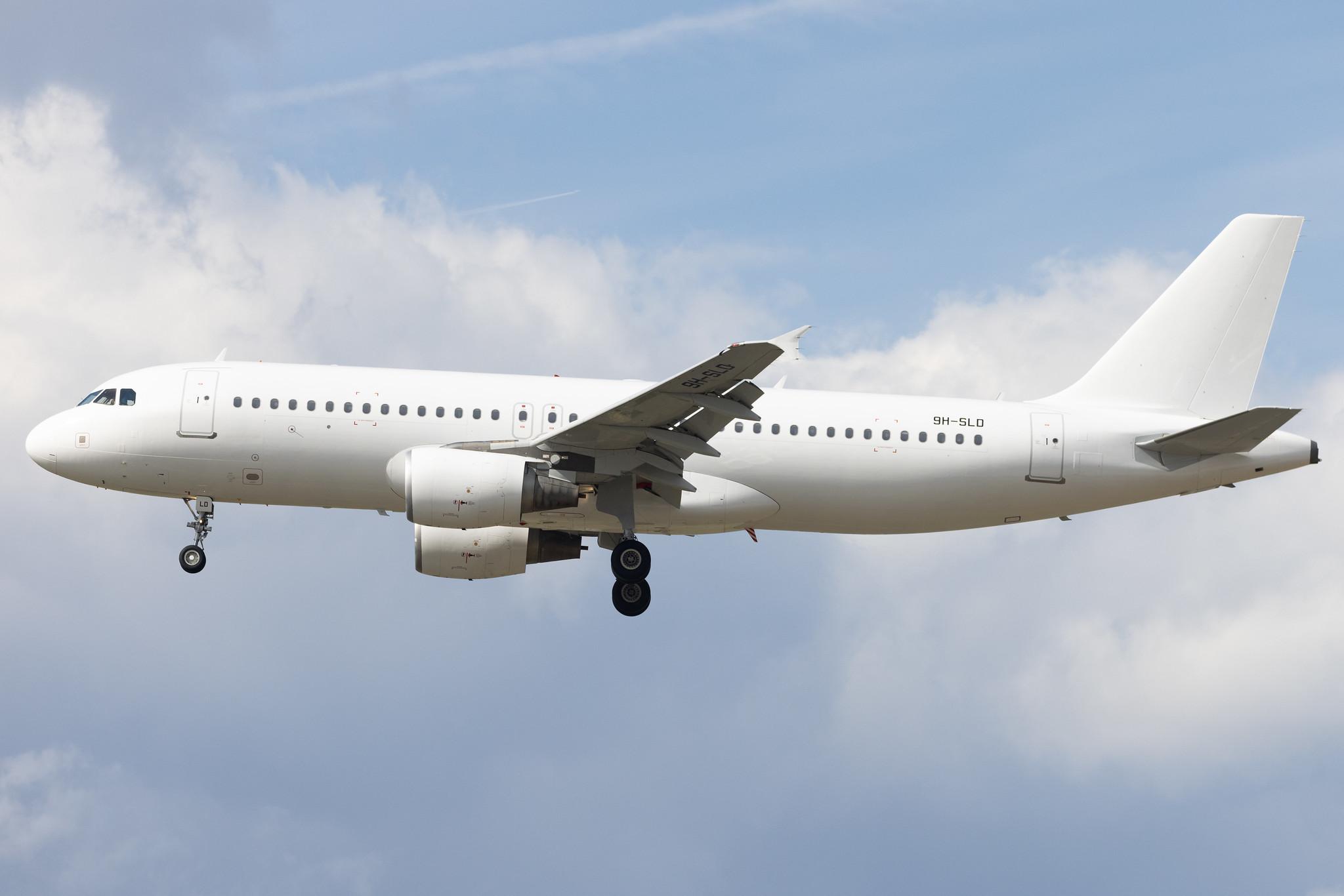 Frankfurt Airport: SmartLynx (6Y / ART) | Operator: SmartLynx Malta | Airbus A320-214 A320 | 9H-SLD | MSN 03396