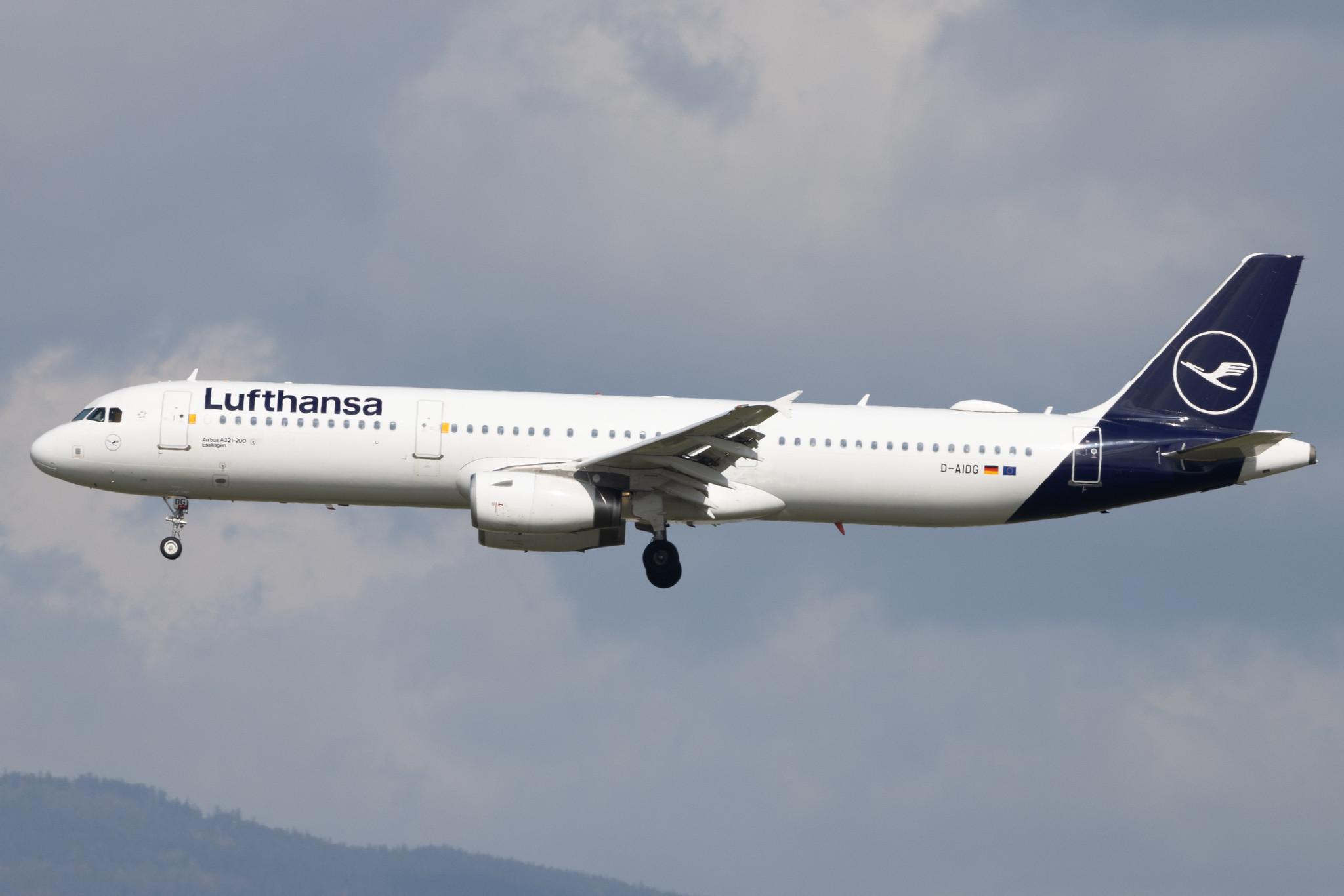 Frankfurt Airport: Lufthansa (LH / DLH) | Airbus A321-231 A321 | D-AIDG | MSN 4672