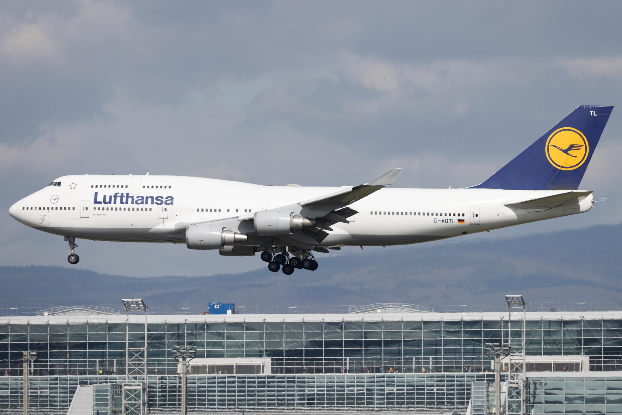 Frankfurt Airport: Lufthansa (LH / DLH) | Boeing 747-430 B744 | D-ABTL | MSN 29872