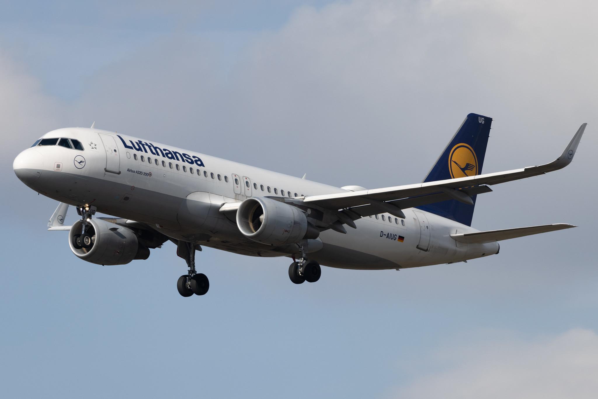 Frankfurt Airport: Lufthansa (LH / DLH) | Airbus A320-214 A320 | D-AIUG | MSN 6202