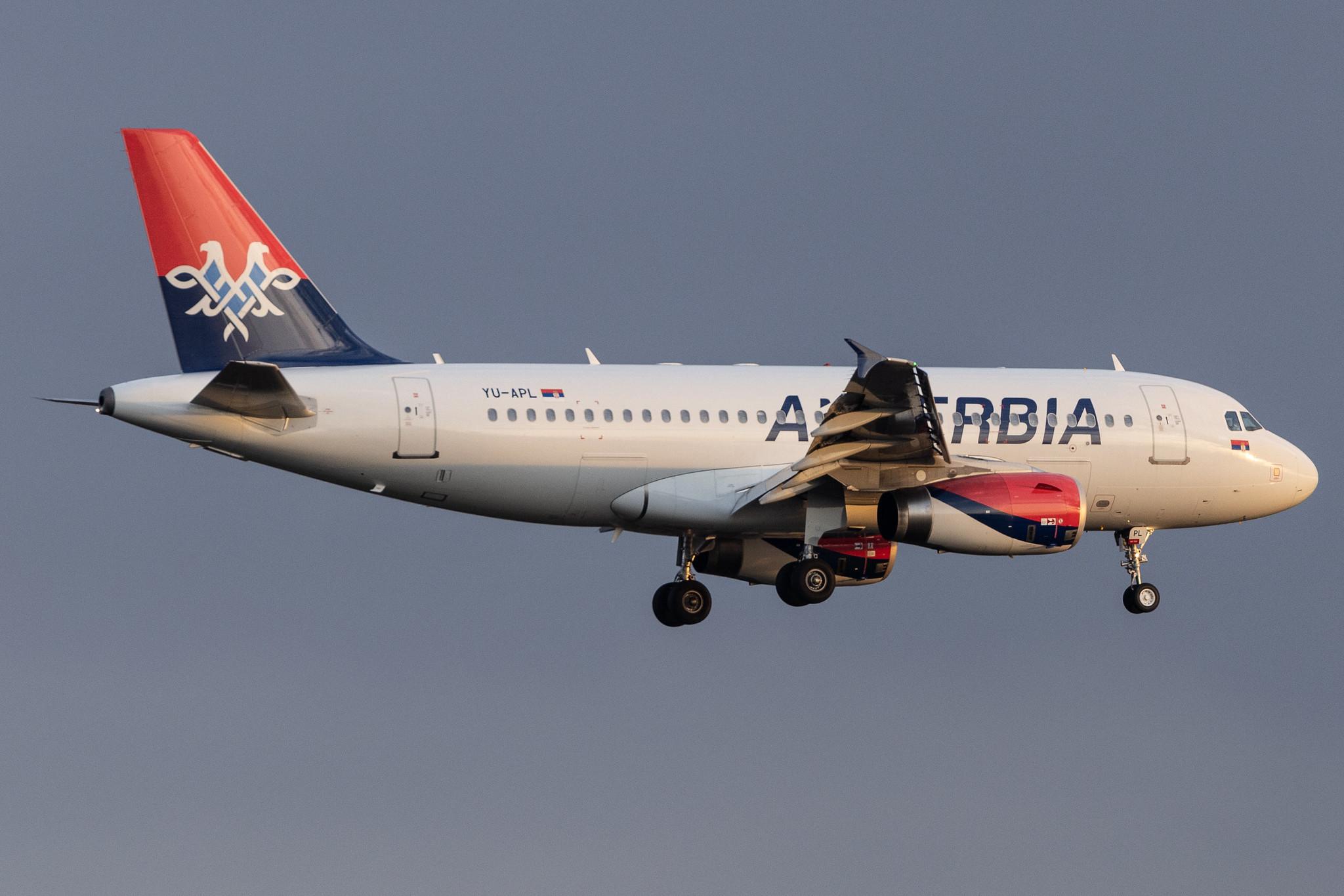 Frankfurt Airport: AirSERBIA (JU / ASL) | Airbus A319-132 A319 | YU-APL | MSN 04282