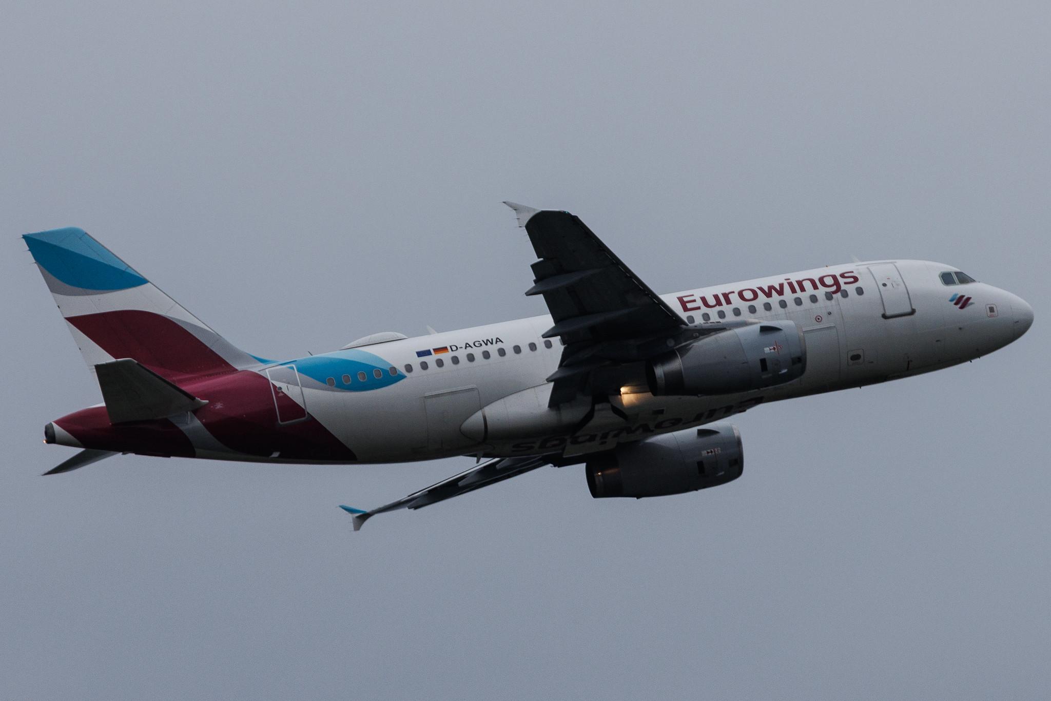 Hamburg Airport: Eurowings (EW / EWG) | Airbus A319-132 A319 | D-AGWA | MSN 2813