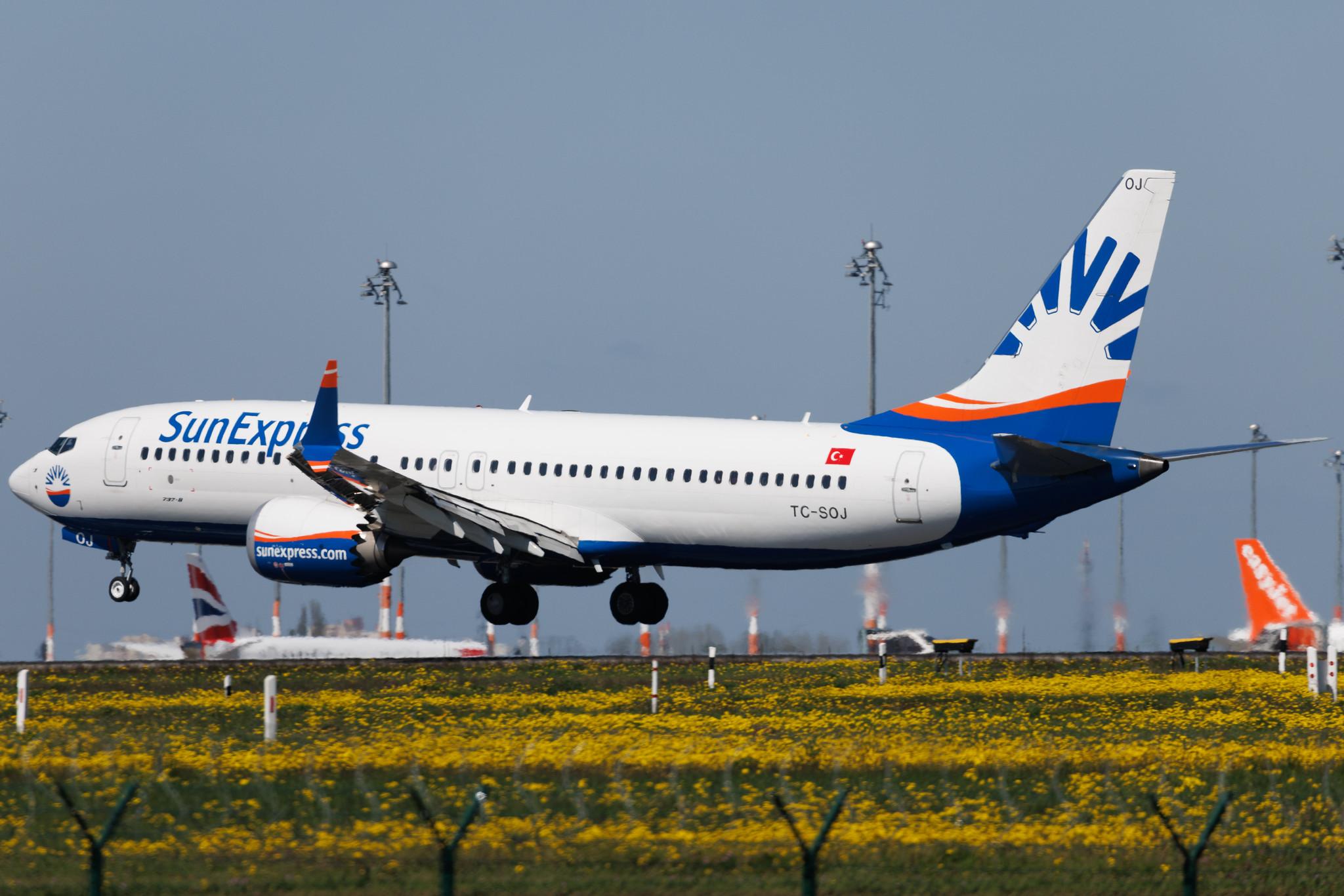Flughafen Berlin Brandenburg: SunExpress (XQ / SXS) |  Boeing 737 MAX 8 B38M | TC-SOJ | MSN 61201