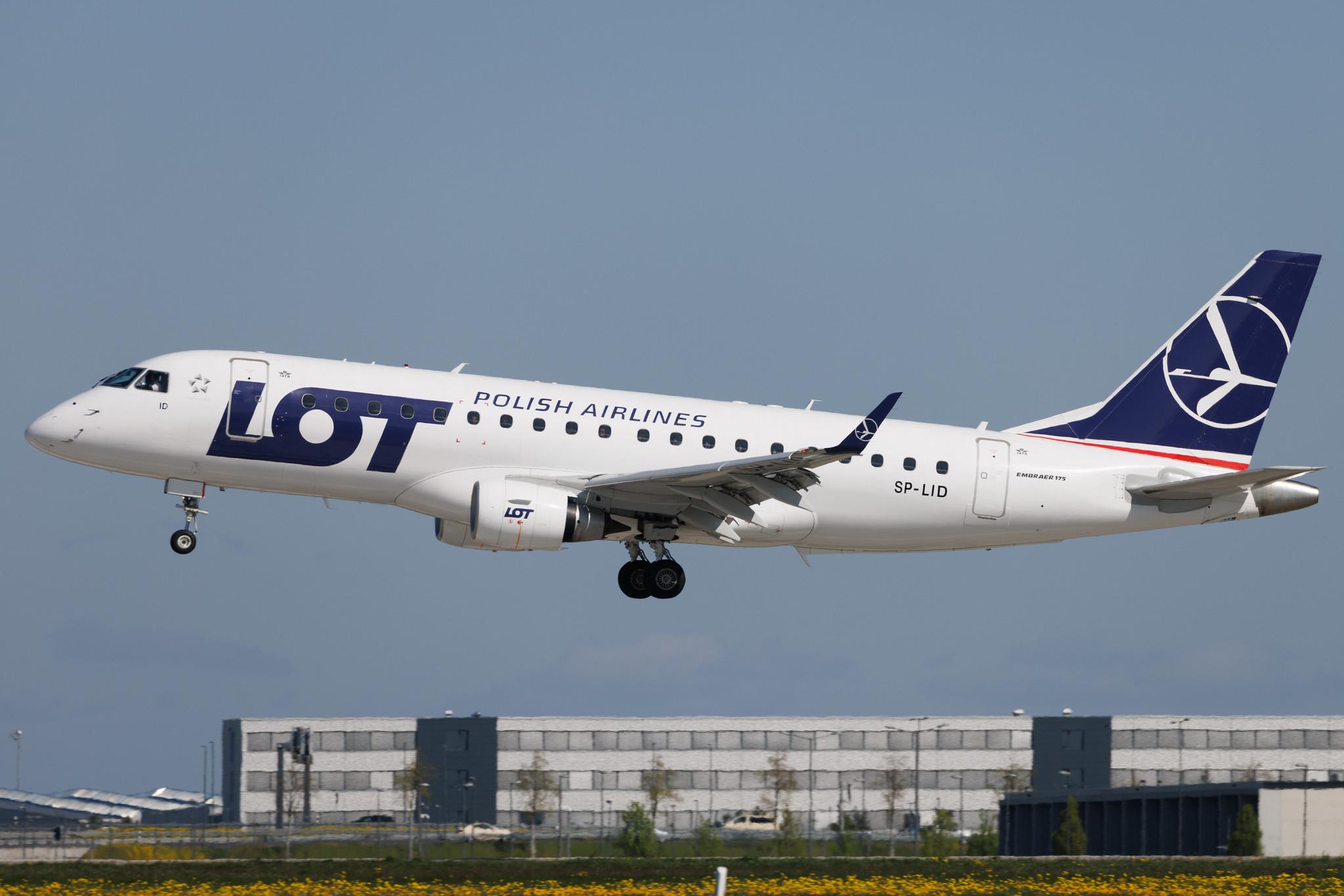 Flughafen Berlin Brandenburg: LOT (LO / LOT) | Embraer E175STD E75S | SP-LID | MSN 17000136