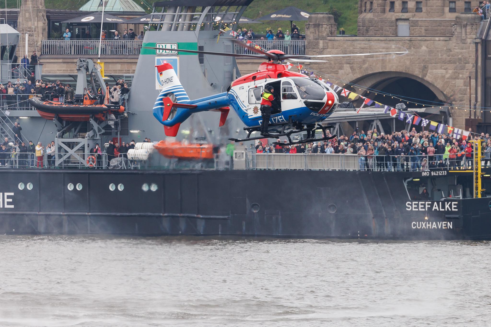 SOS Joint Rescue Operation: Polizei Hamburg | Airbus Helicopters H135 EC35 | D-HONE | MSN 0338