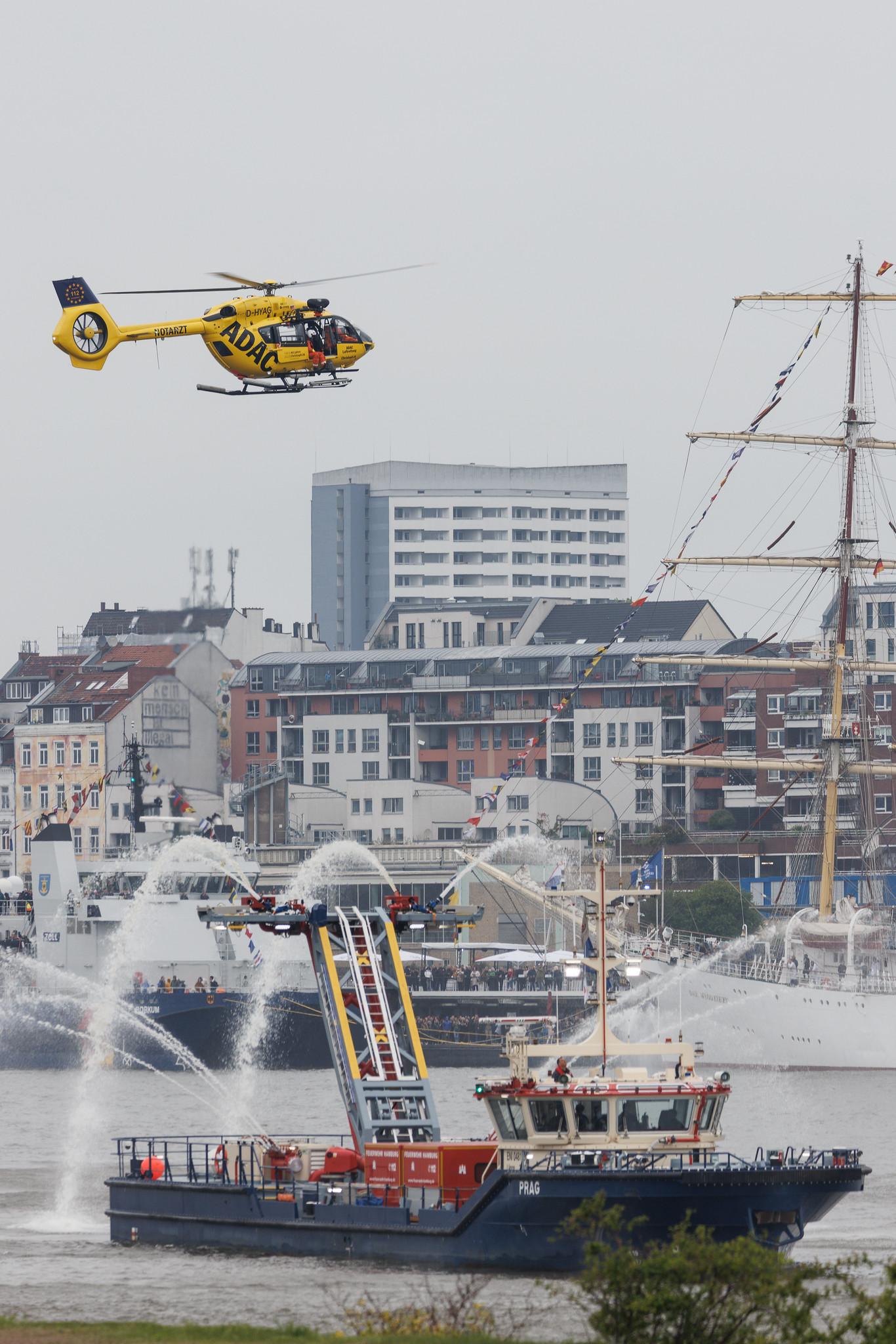 SOS Joint Rescue Operation: ADAC Luftrettung (/ CHX) | Operator: Germany - Air Ambulance |  Airbus Helicopters H145 EC45 | D-HYAG | MSN 20054