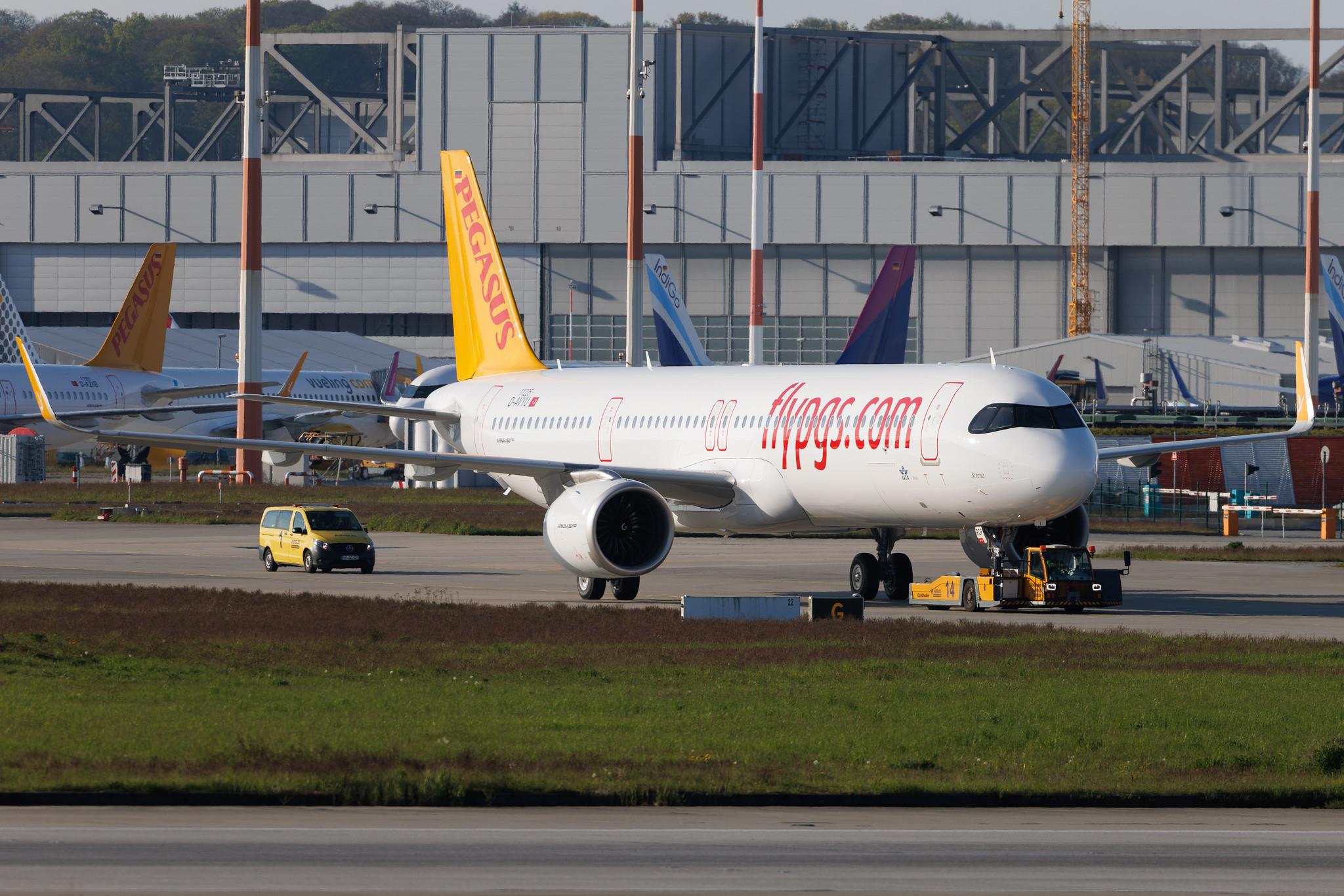Hamburg Finkenwerder: Pegasus (PC / PGT) | Airbus A321-251NX A21N | D-AVYU | TC-RDF | MSN 11225