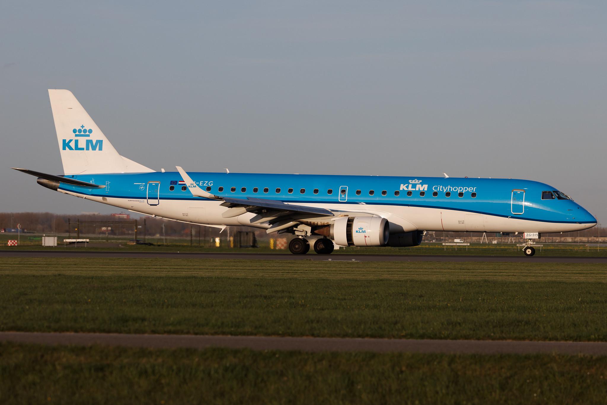 Amsterdam Schiphol: KLM (KL / KLM) | Boeing 737-8K2 B738 | PH-BCA | MSN 37820