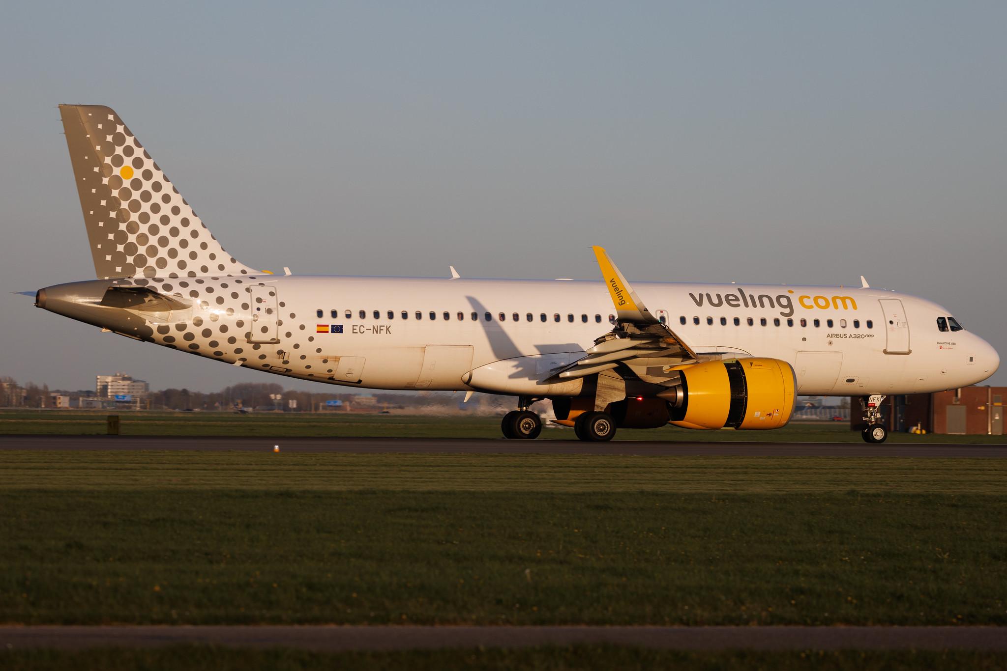 Amsterdam Schiphol: Vueling (VY / VLG) | Airbus A320-271N A20N | EC-NFK | MSN 9287