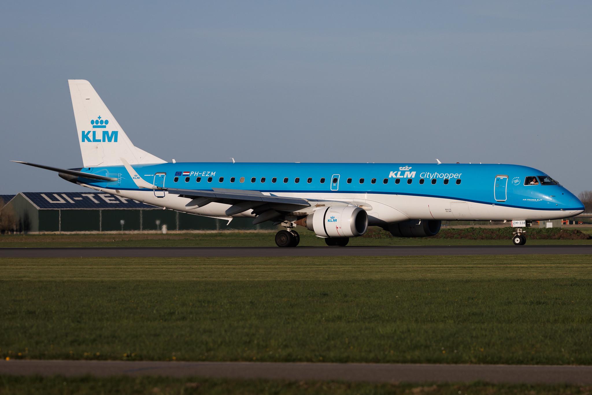 Amsterdam Schiphol: KLM (KL / KLM) | Operator: KLM Cityhopper | Embraer E190STD E190 | PH-EXY | MSN 19000751