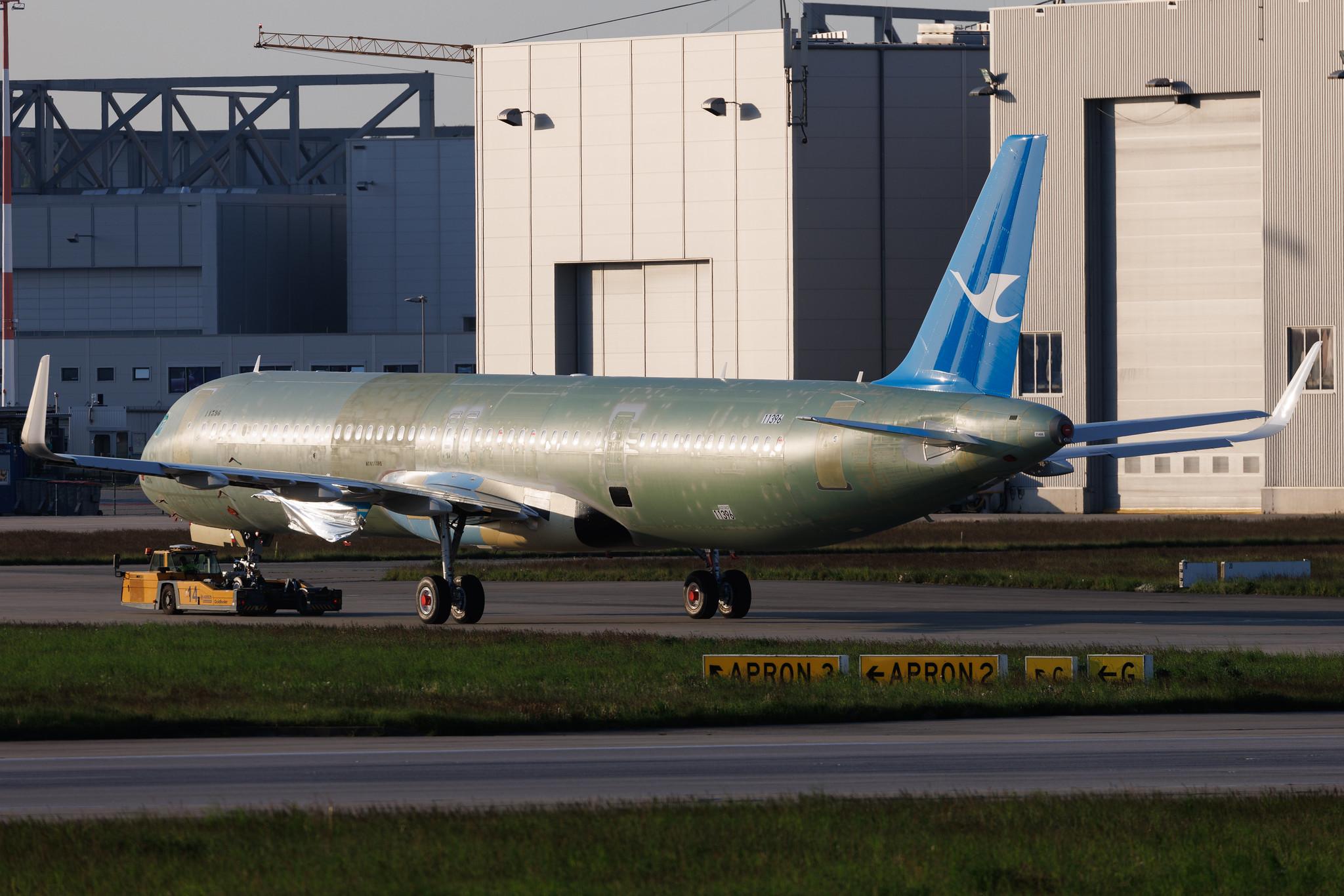 Hamburg Finkenwerder: Xiamen Airlines (MF / CXA) | Airbus A321-251NX A21N | D-AXXI | MSN 11396