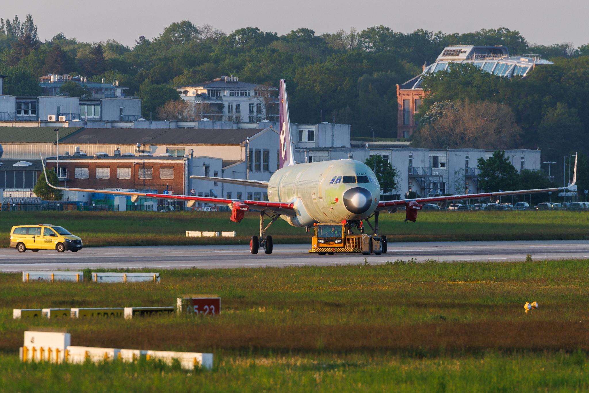 Hamburg Finkenwerder: Hong Kong Express (UO / HKE) | Airbus A321-251NX A21N | D-AZYK | B-KKB | MSN 11294