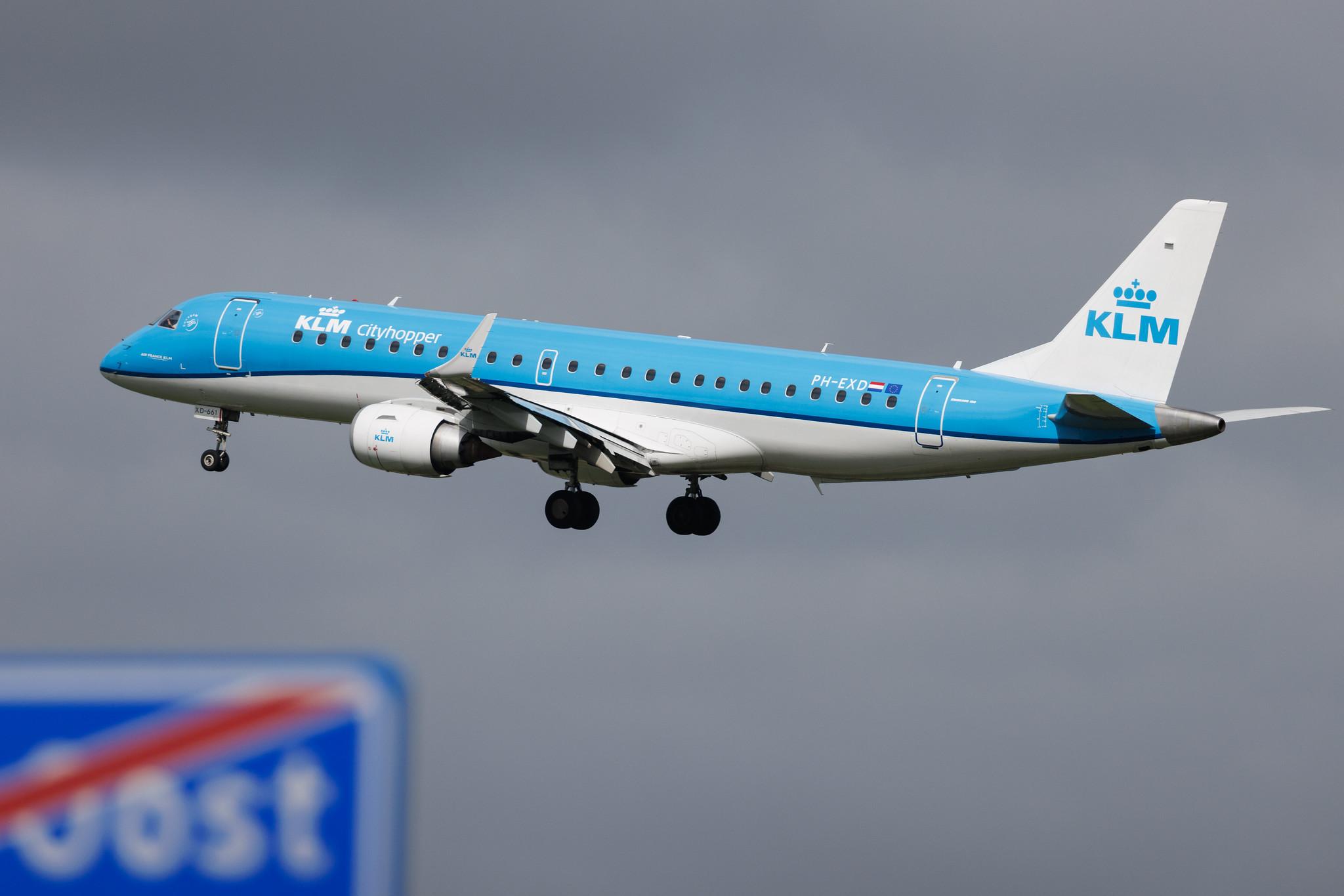 Amsterdam Schiphol: KLM (KL / KLM) | Operator: KLM Cityhopper | Embraer E190STD E190 | PH-EXD | MSN 19000661