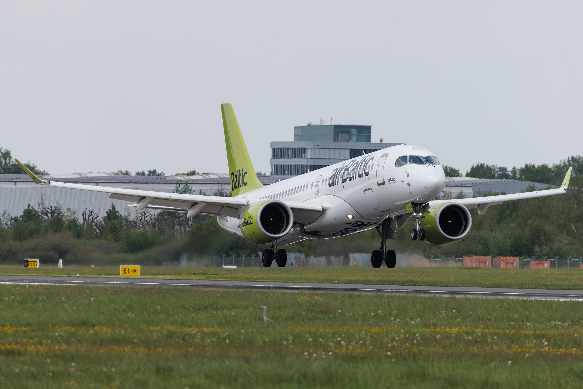 Hamburg Airport: Air Baltic (BT / BTI) | Airbus A220-300 BCS3 | YL-AAR | MSN 55053