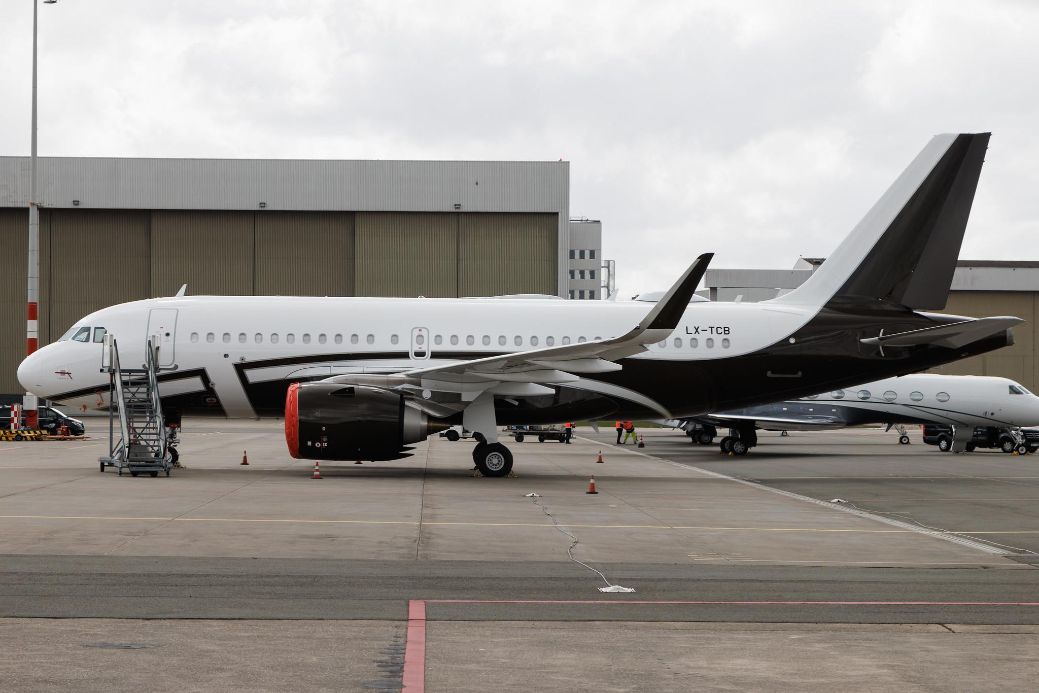 Amsterdam Schiphol: Global Jet Luxembourg (/ SVW) |  Airbus A319-153N(CJ) A19N | LX-TCB | MSN 09586